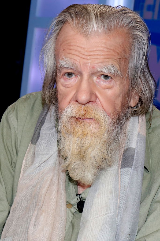 Michael Lonsdale pose lors d'une session de portrait à Paris, France le 11/10/2017. | Photo : Getty Images