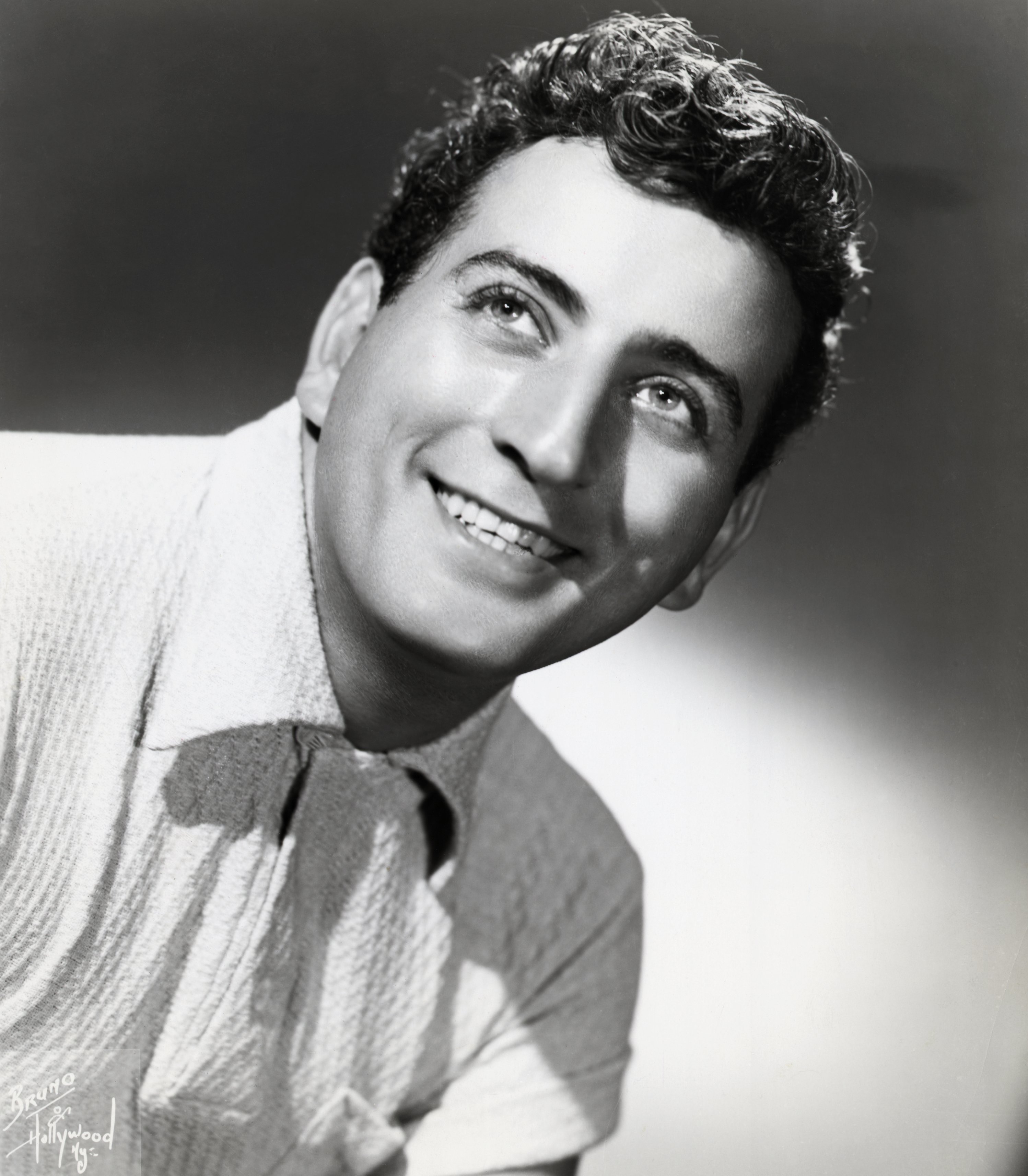 Tony Bennett as a teenager. | Source: Getty Images