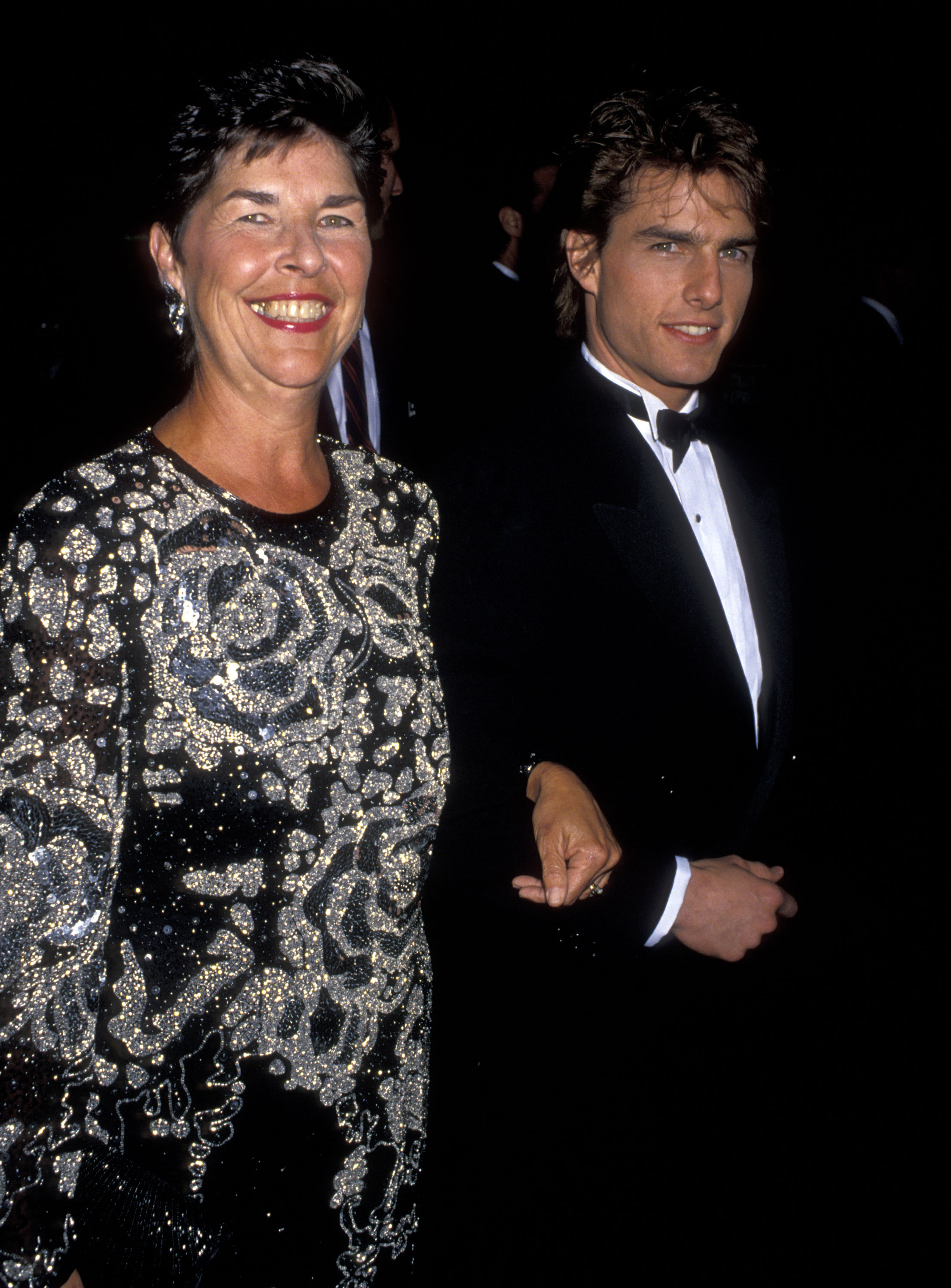 Mary Lee South and Tom Cruise attend the 47th Annual Golden Globe Awards in Beverly Hills, California, on January 20, 1990. | Source: Getty Images