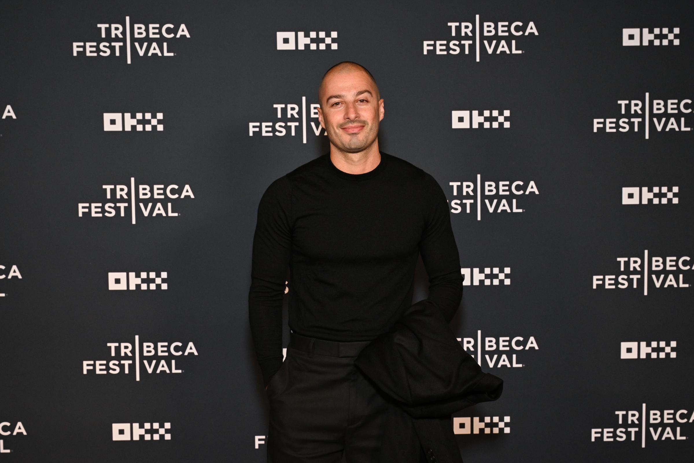 Jason Bard Yarmosky attended the Tribeca Festival weeks before he was seen with Katie Holmes in East Hampton. The public sighting drew new attention to the New York artist and his work exploring aging, memory, and identity. | Source: Getty Images