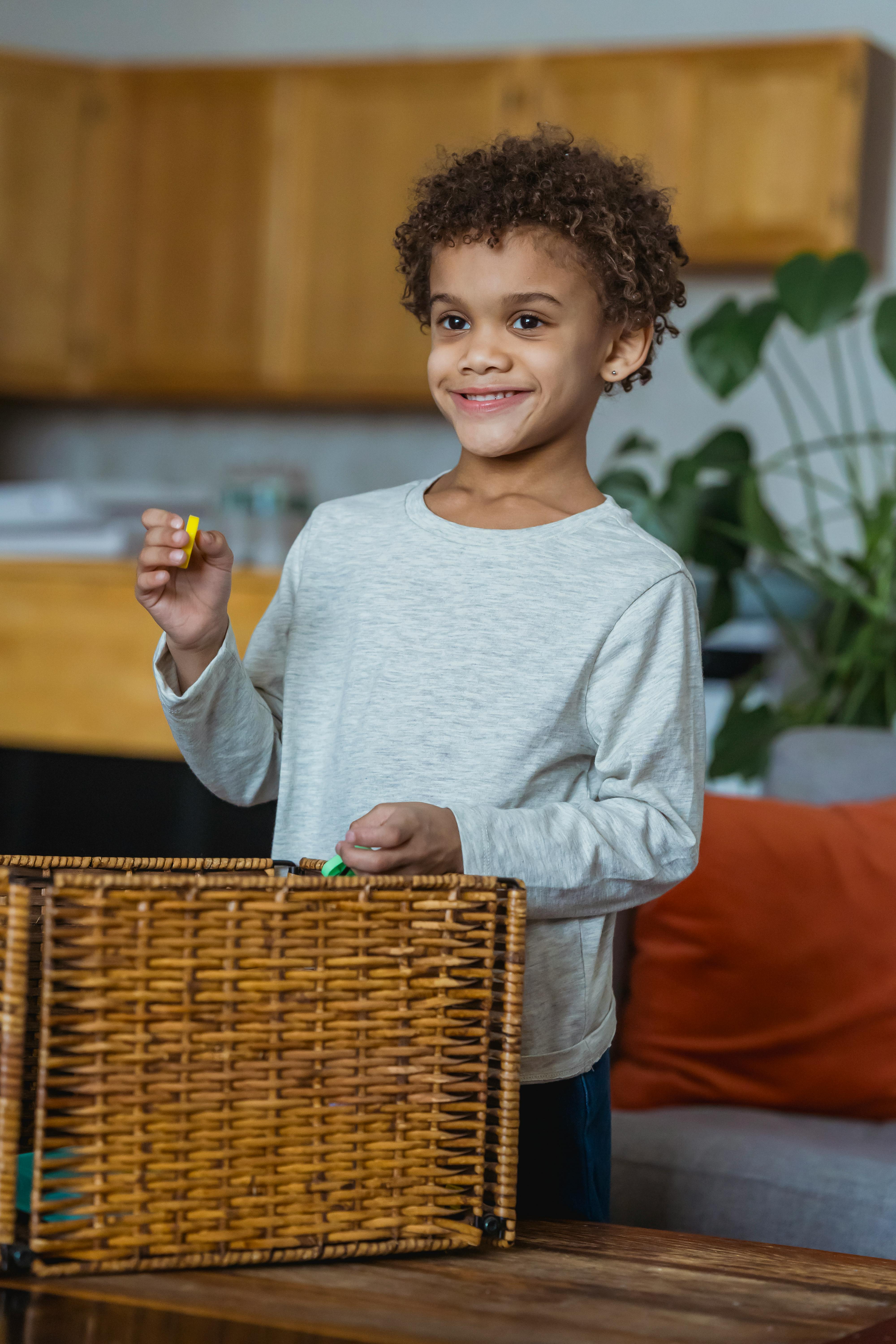 A smiling small boy | Source: Pexels