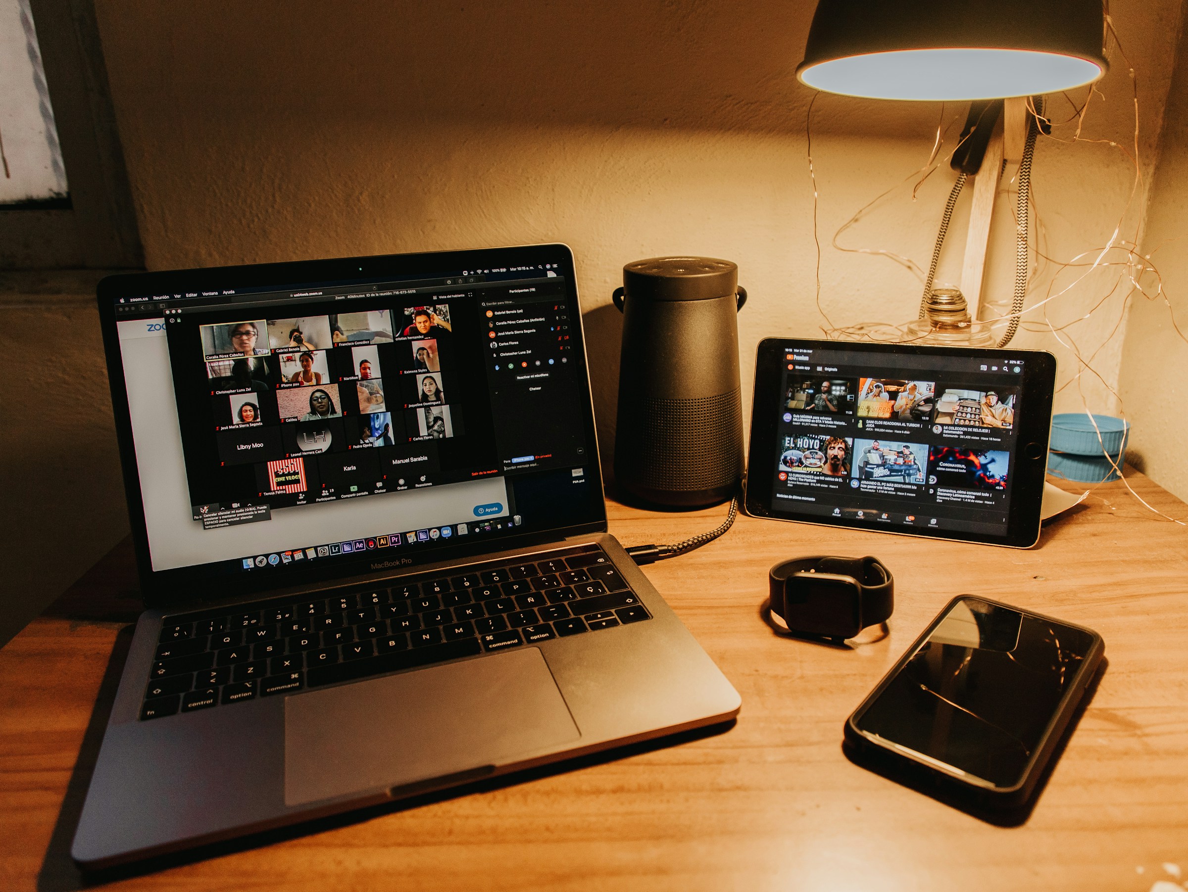 A screen with a video call | Source: Unsplash