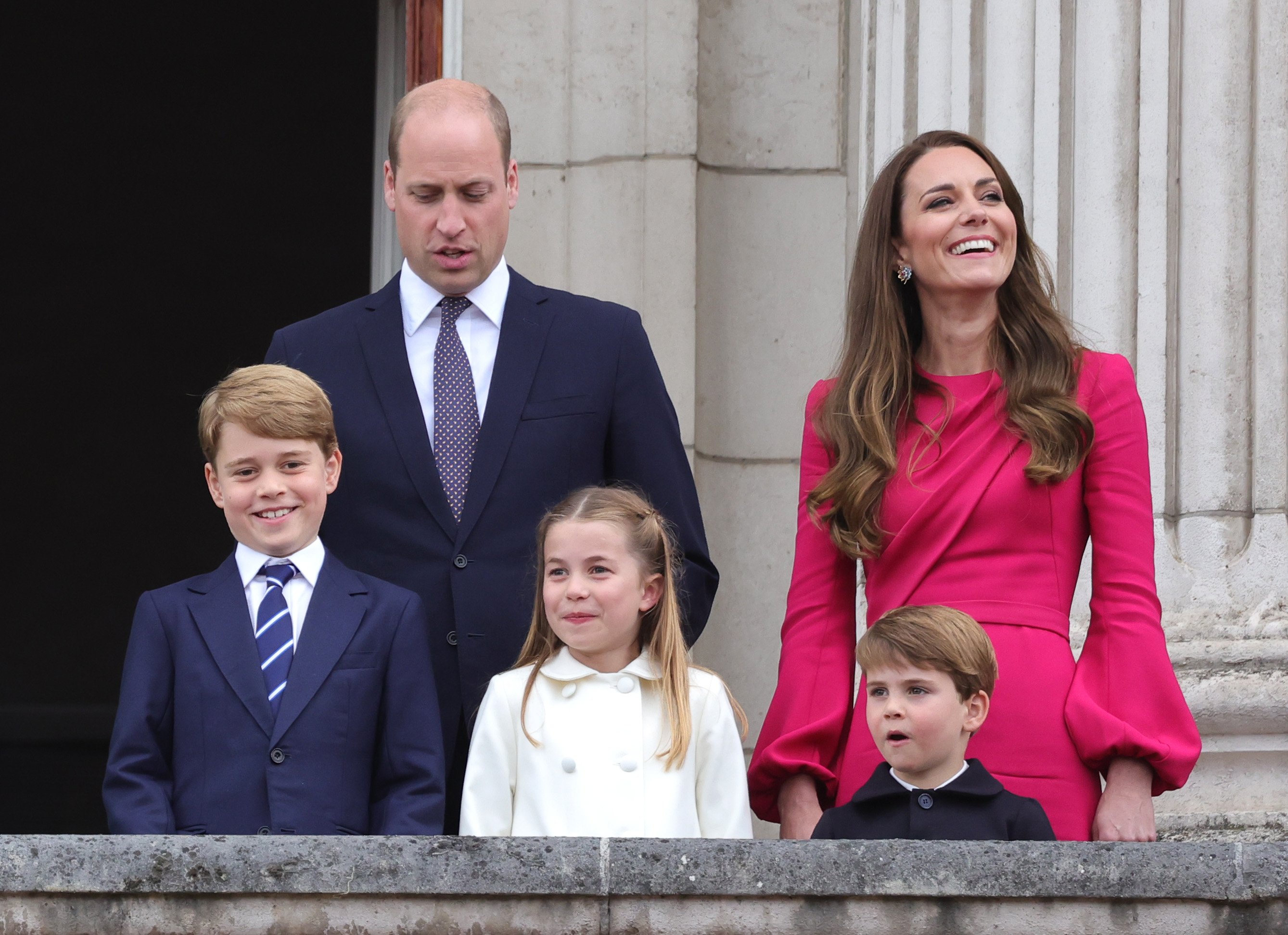 Prince George Prince William, Princess Charlotte, Prince Louis and Catherine, stand on the balcony during the Platinum Pageant on June 05, 2022 in London, England.  | Source: Getty Images