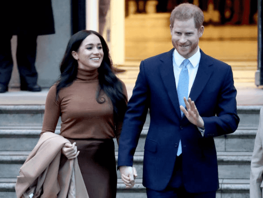 Prince Harry and Meghan wave to crowds as they leave Canada House, on January 07, 2020, in London, England | Source: Chris Jackson/Getty Images
