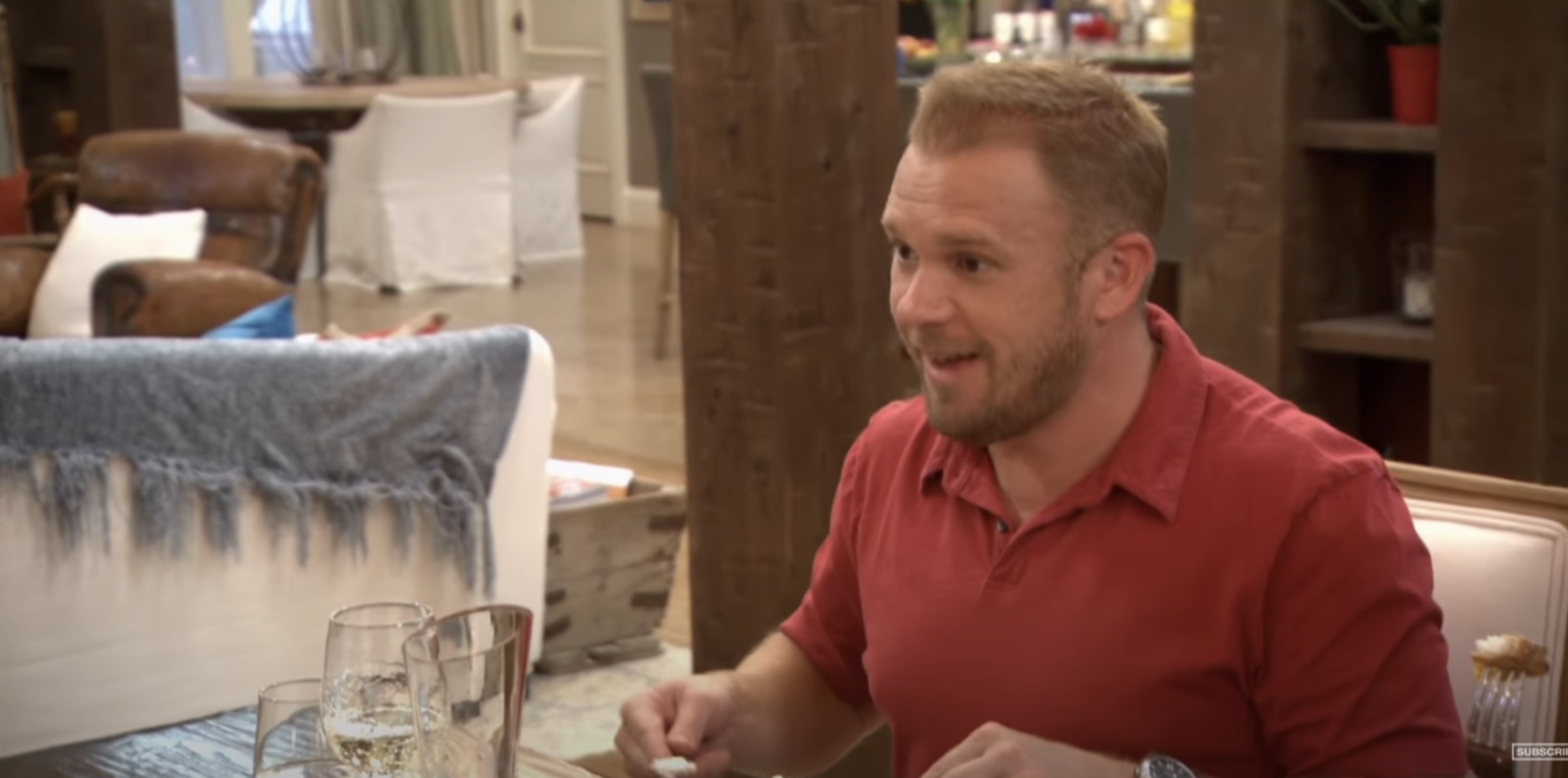 Kyle Jacobs is pictured having dinner in his and Kellie Pickler's Nashville home | Source: youtube.com/CMT