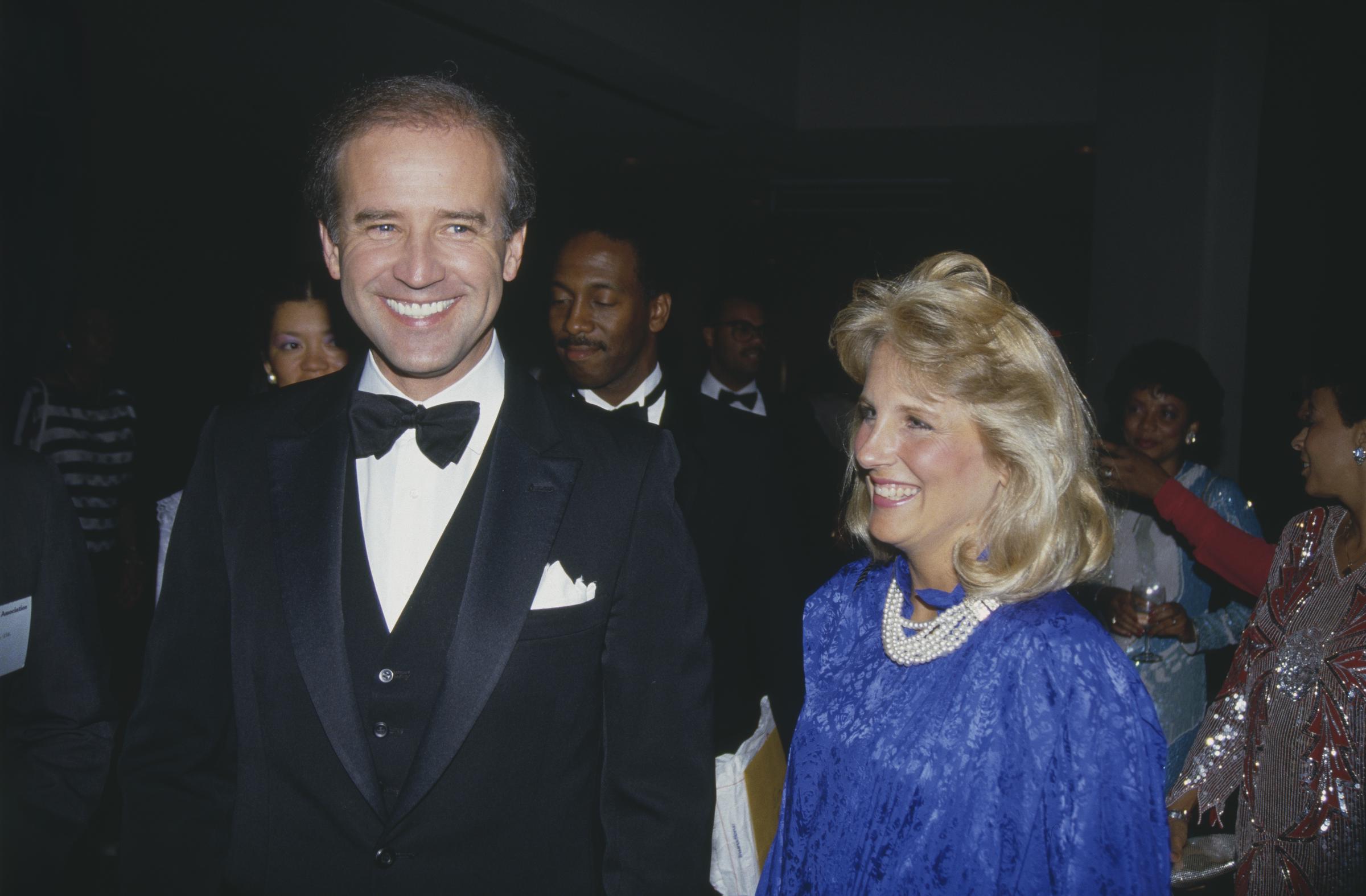Senator Joe Biden with Jill Biden while running for president of the United States on July 14, 1987 | Source: Getty Images