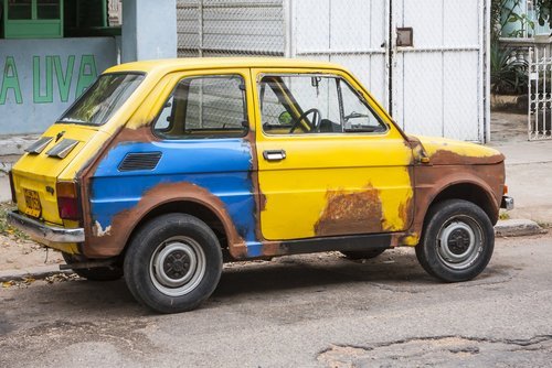 Rusty old Fiat. | Source: Shutterstock.