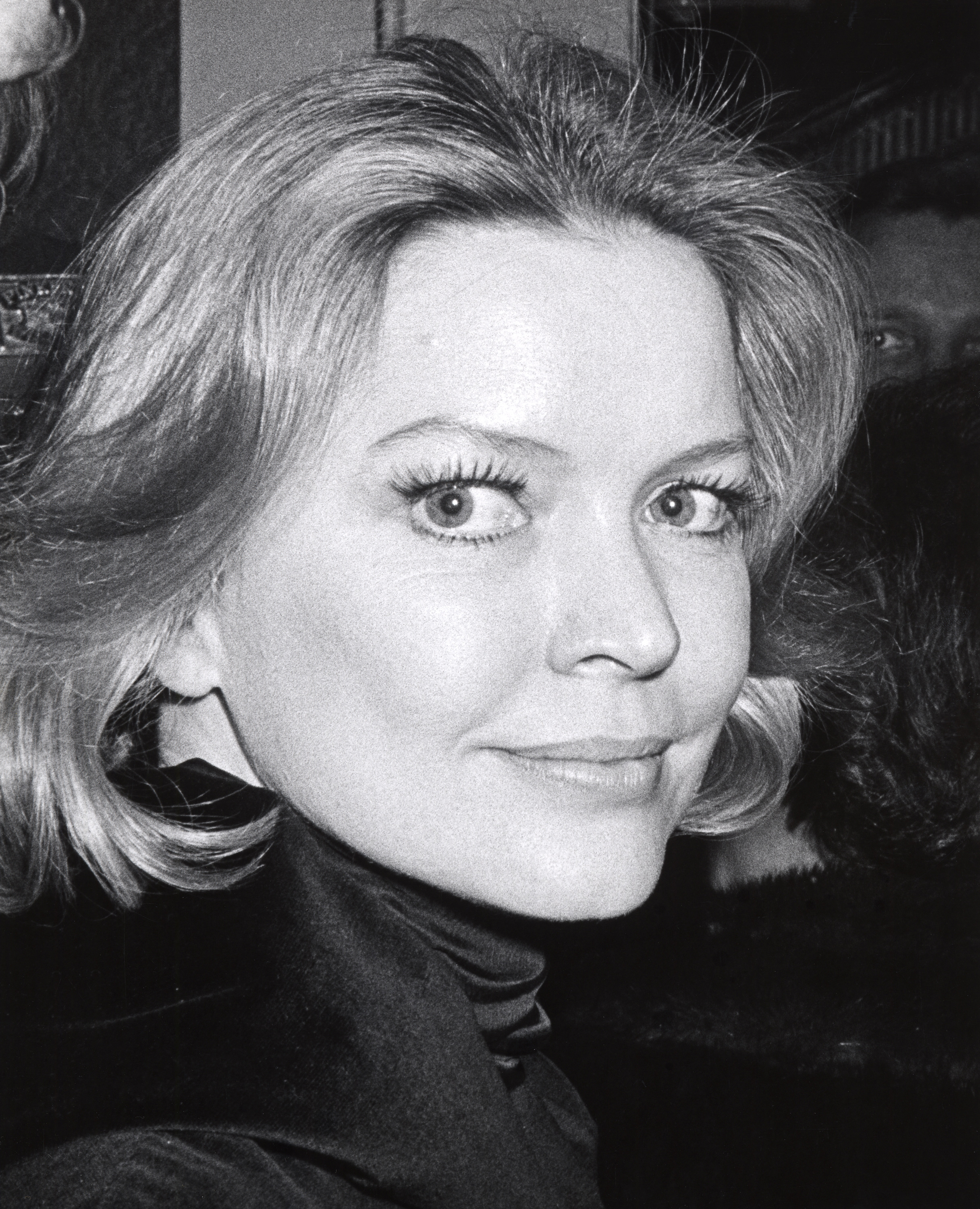 The actress attends the Tony Awards in April 1975 | Source: Getty Images