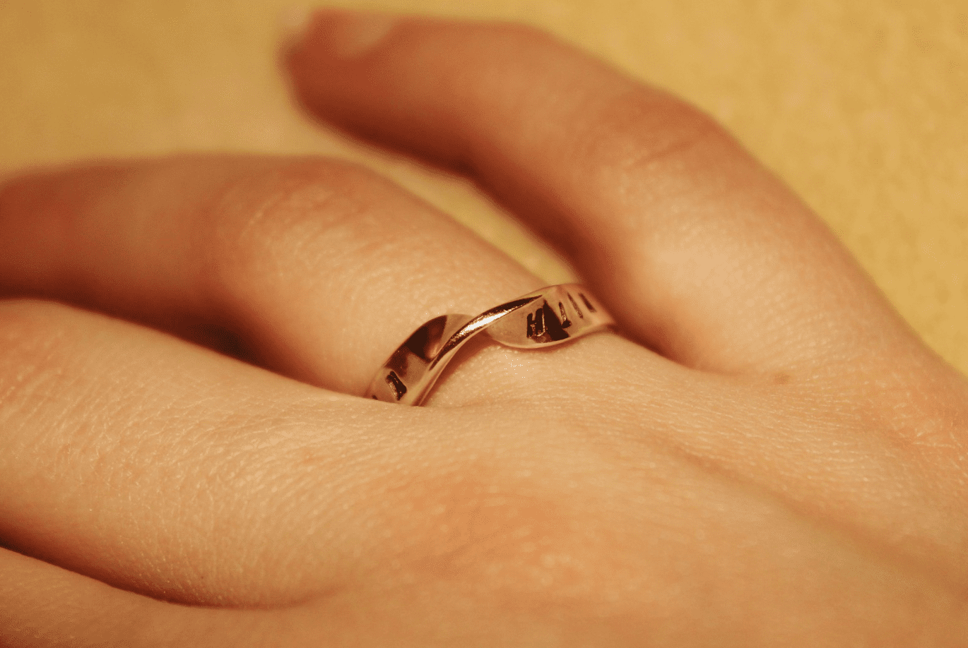 A simplistic ring. | Source: flickr.com