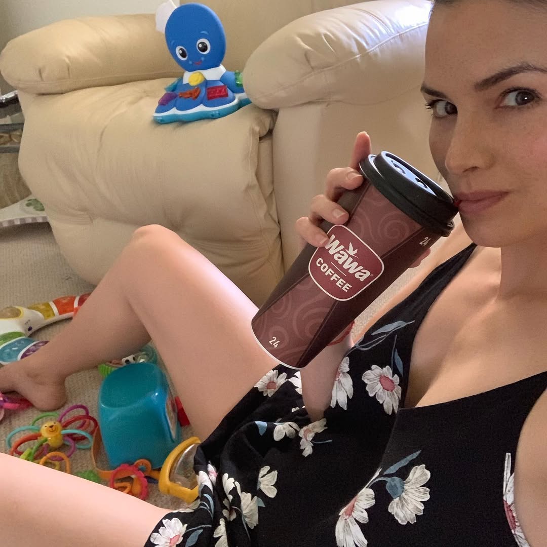 A look inside Katrina Law's house from a post dated July 13, 2019. | Source: Instagram/katrinalaw