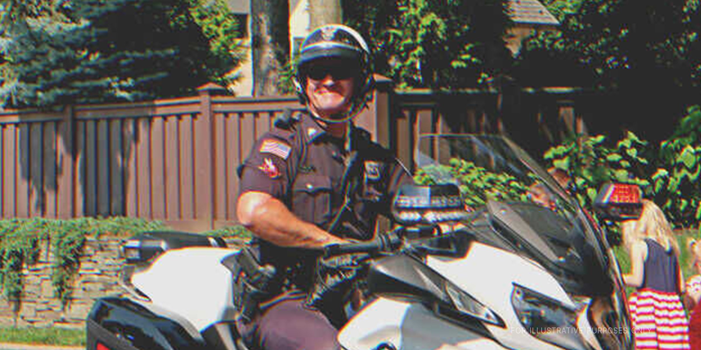 Policeman on a motorcycle | Shutterstock