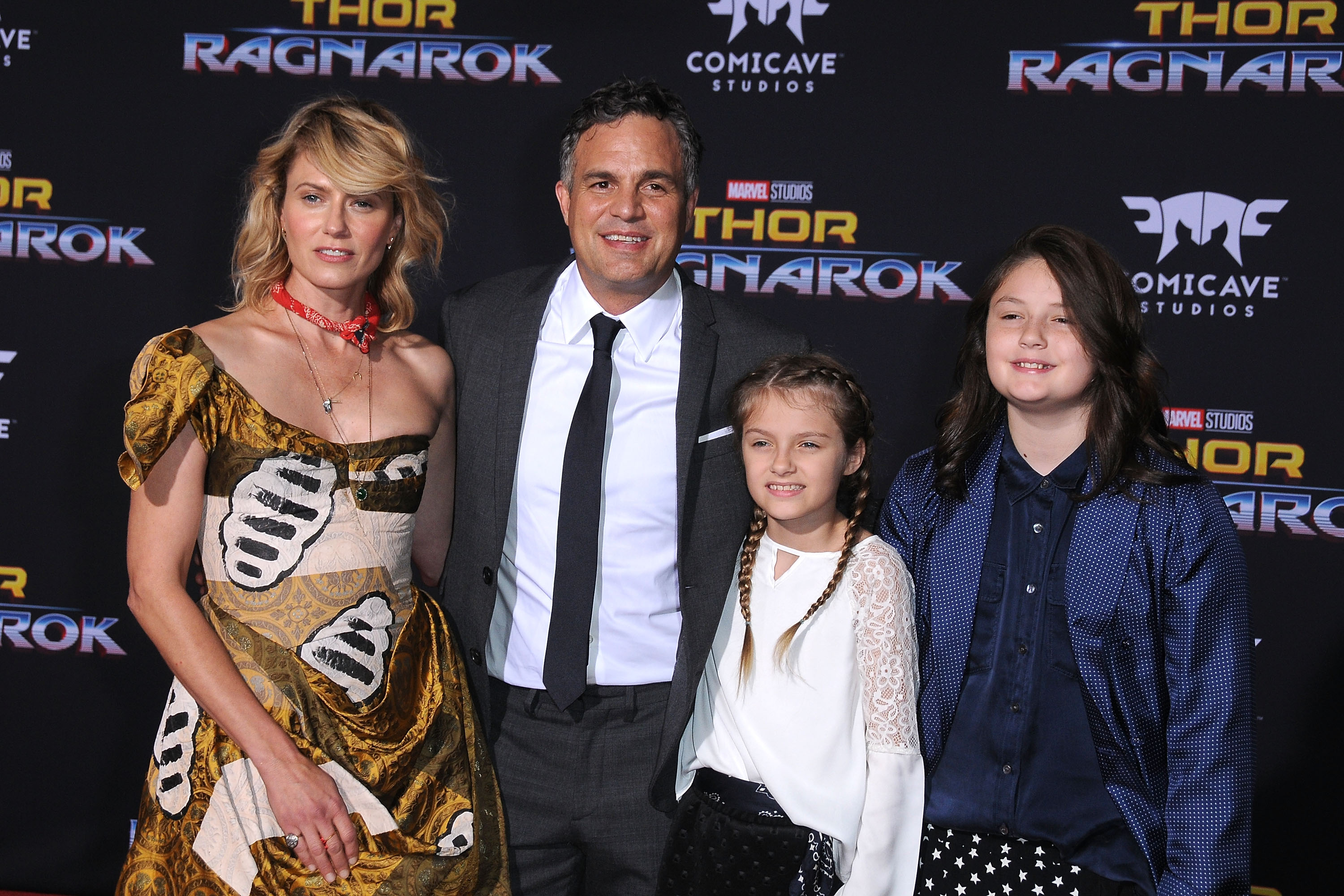 Sunrise, Mark, Odette, and Bella Noche Ruffalo at the premiere of "Thor: Ragnarok" in Los Angeles, California on October 10, 2017 | Source: Getty Images