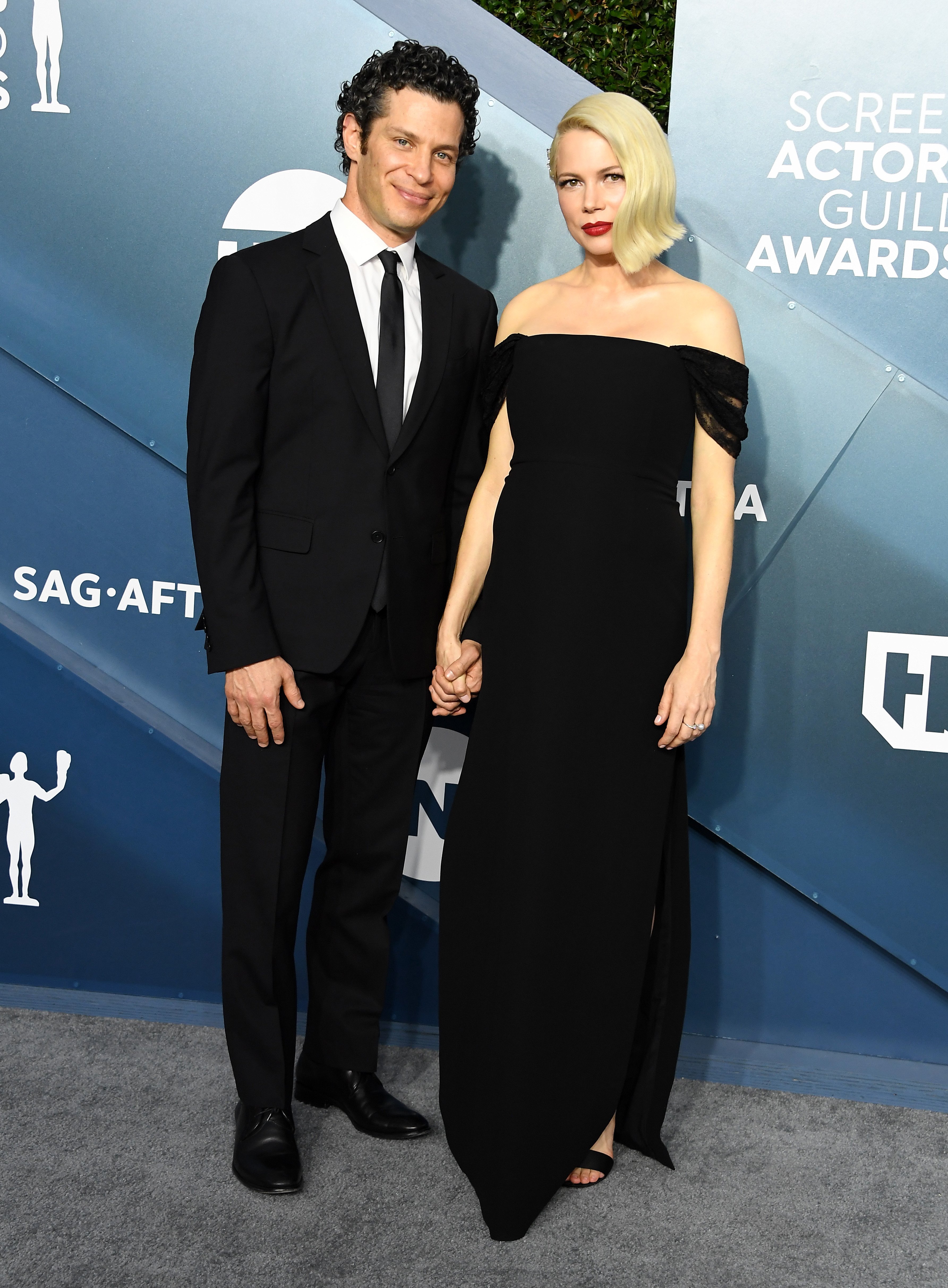 Thomas Kail and Michelle Williams arrives at the 26th Annual Screen Actors Guild Awards at The Shrine Auditorium on January 19, 2020 in Los Angeles, California. | Source: Getty Images