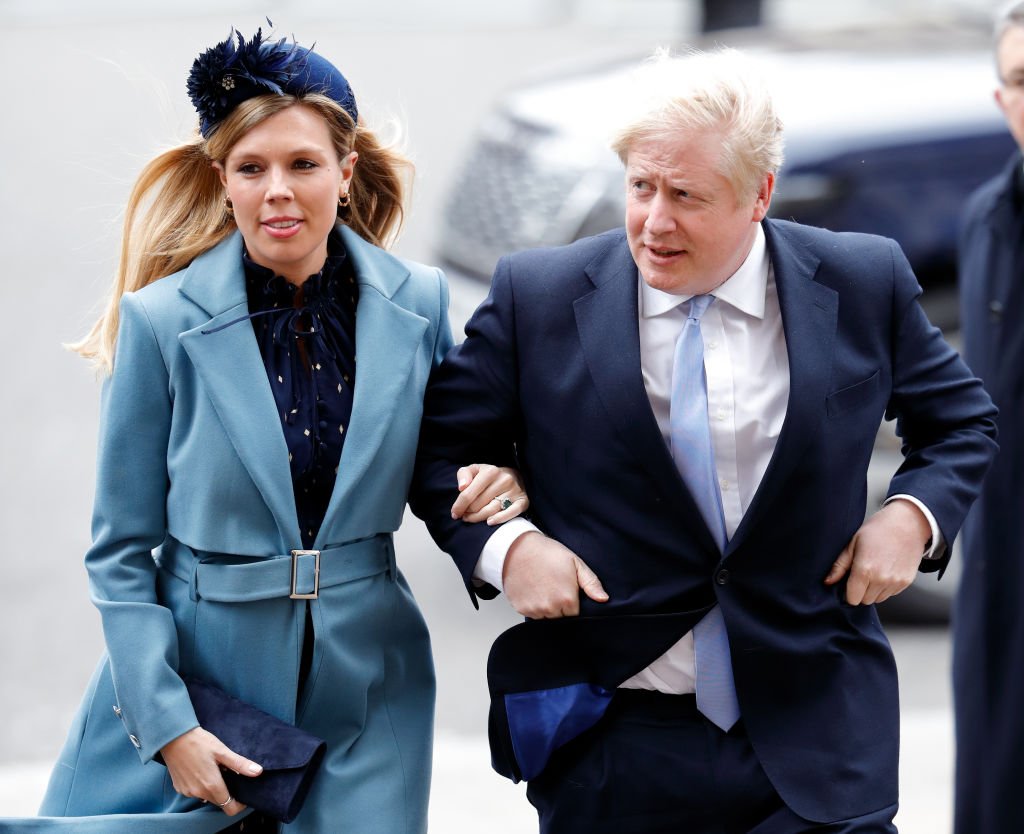 Carrie Symonds et le Premier ministre Boris Johnson assistent au Commonwealth Day Service 2020 à l'abbaye de Westminster le 9 mars 2020 à Londres. | Photo : Getty Images Carrie Symonds et le Premier ministre Boris Johnson assistent au Commonwealth Day Service 2020 à l'abbaye de Westminster le 9 mars 2020 à Londres. | Photo : Getty Images