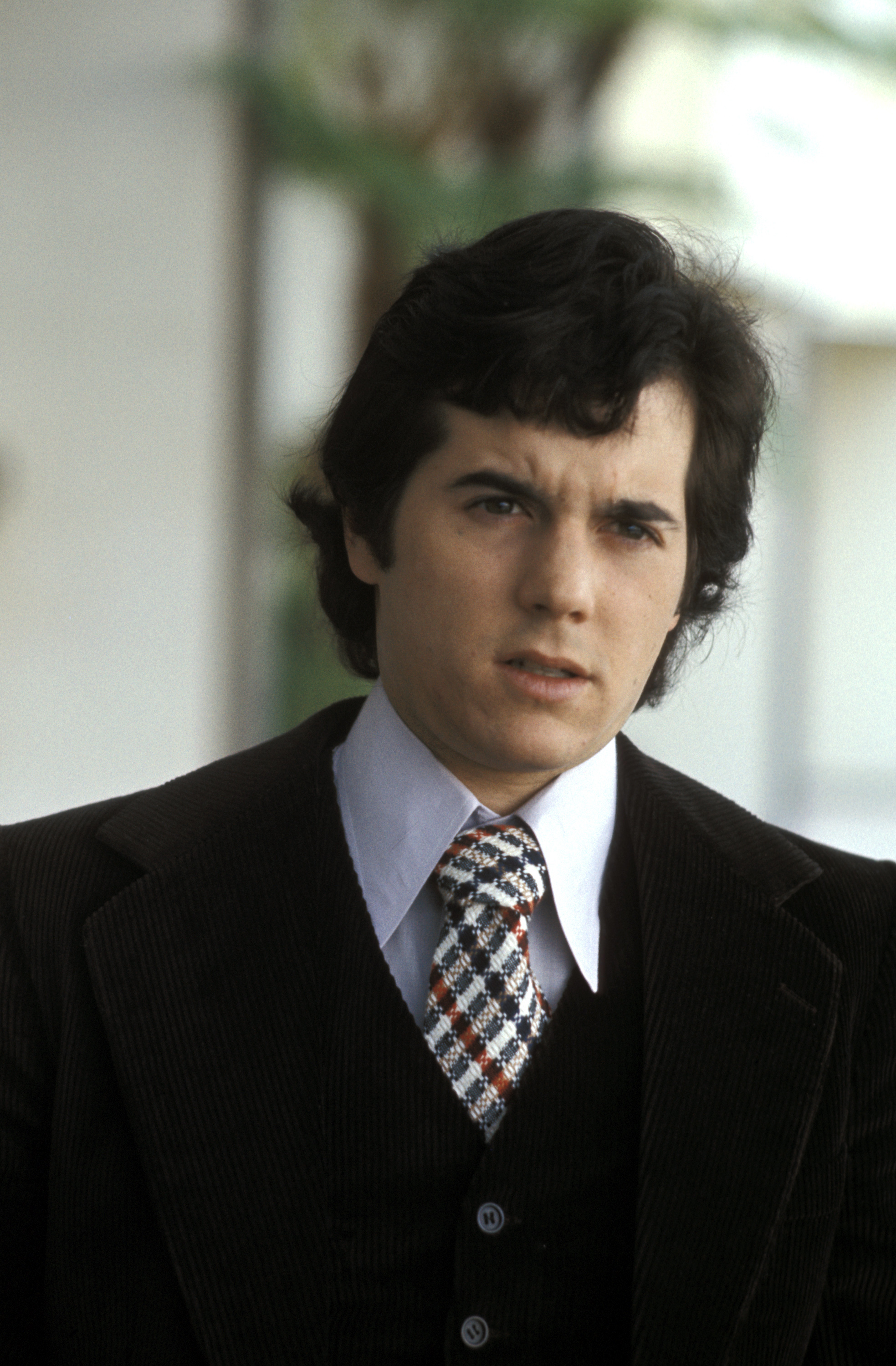 Desi Arnaz Jr. during a press Conference on April 7, 1973 at Century Plaza Hotel in Los Angeles, California. | Source: Getty Images