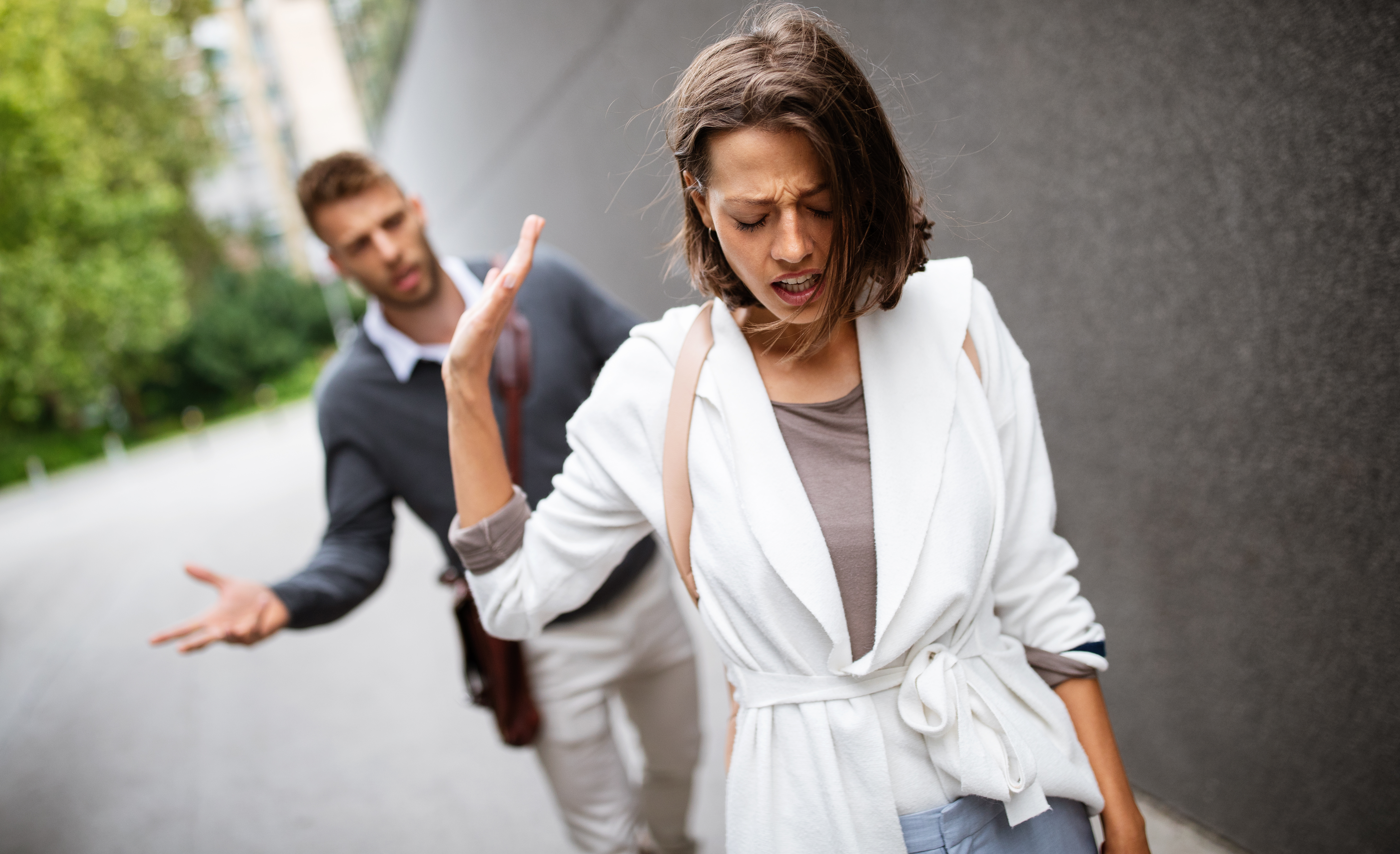 A woman leaving her husband after an argument | Source: Shutterstock