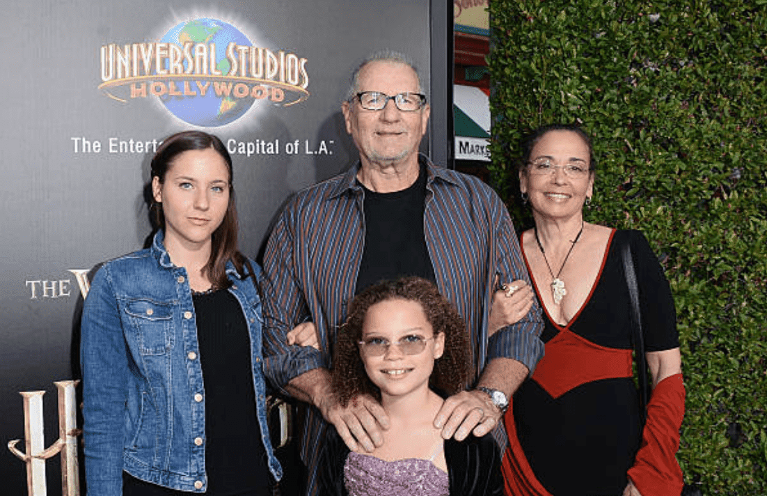 Claire O'Neill, Ed O'Neill, Sophia O'Neill andCatherine Rusoff attend "Wizarding World of Harry Potter Opening" at Universal Studios Hollywood, on April 5, 2016, in Universal City, California | Source: Matt Winkelmeyer/Getty Images