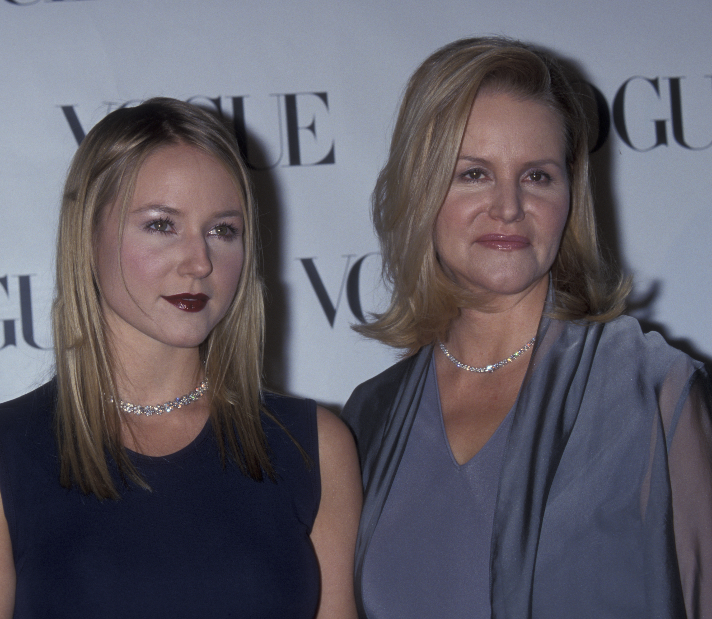 Jewel and Lenedra Caroll attend Vogue Magazine Party at the Puck Building in New York City, on January 20, 1999. | Source: Getty Images