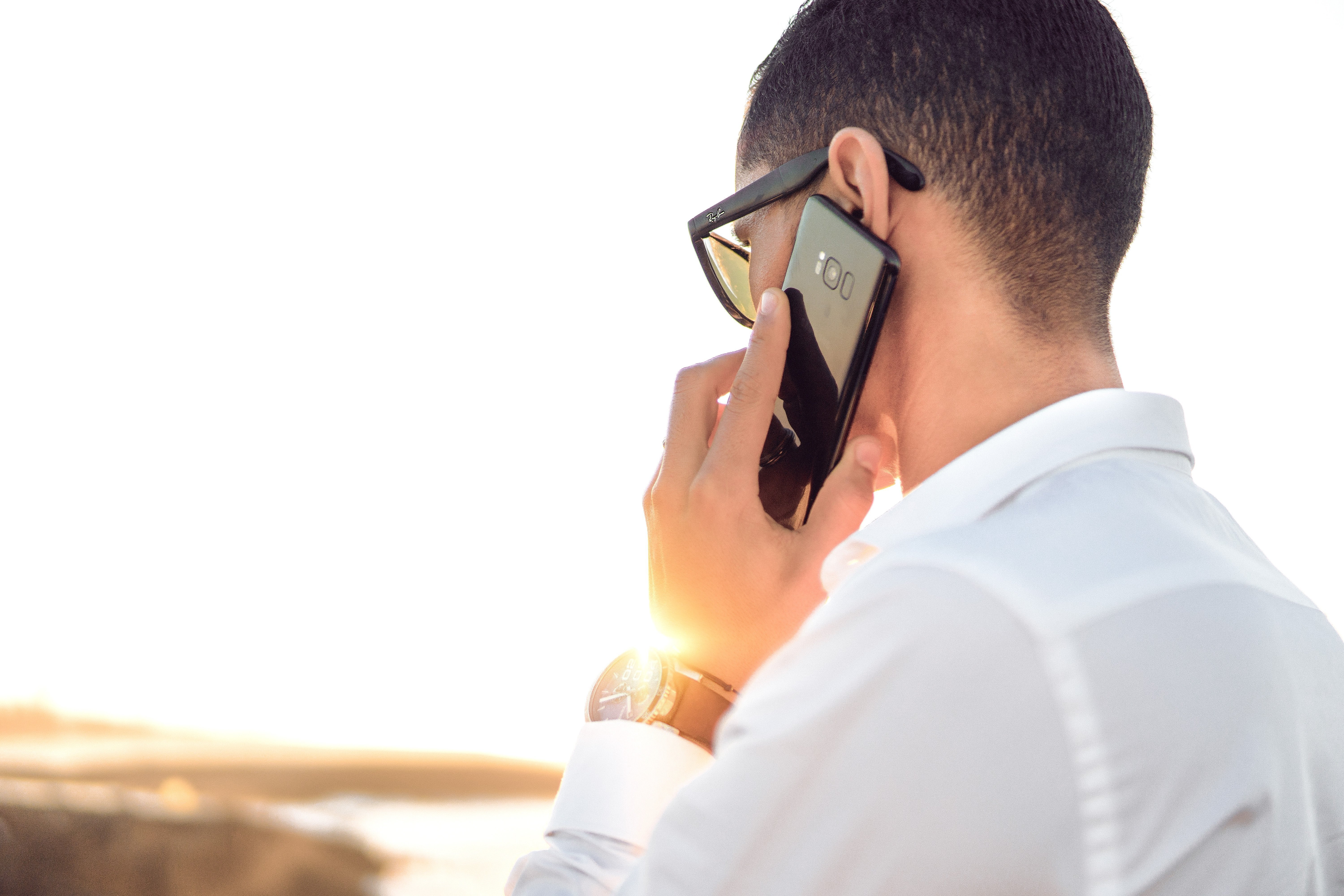 An insurance agent on the phone | Source: Unsplash.com