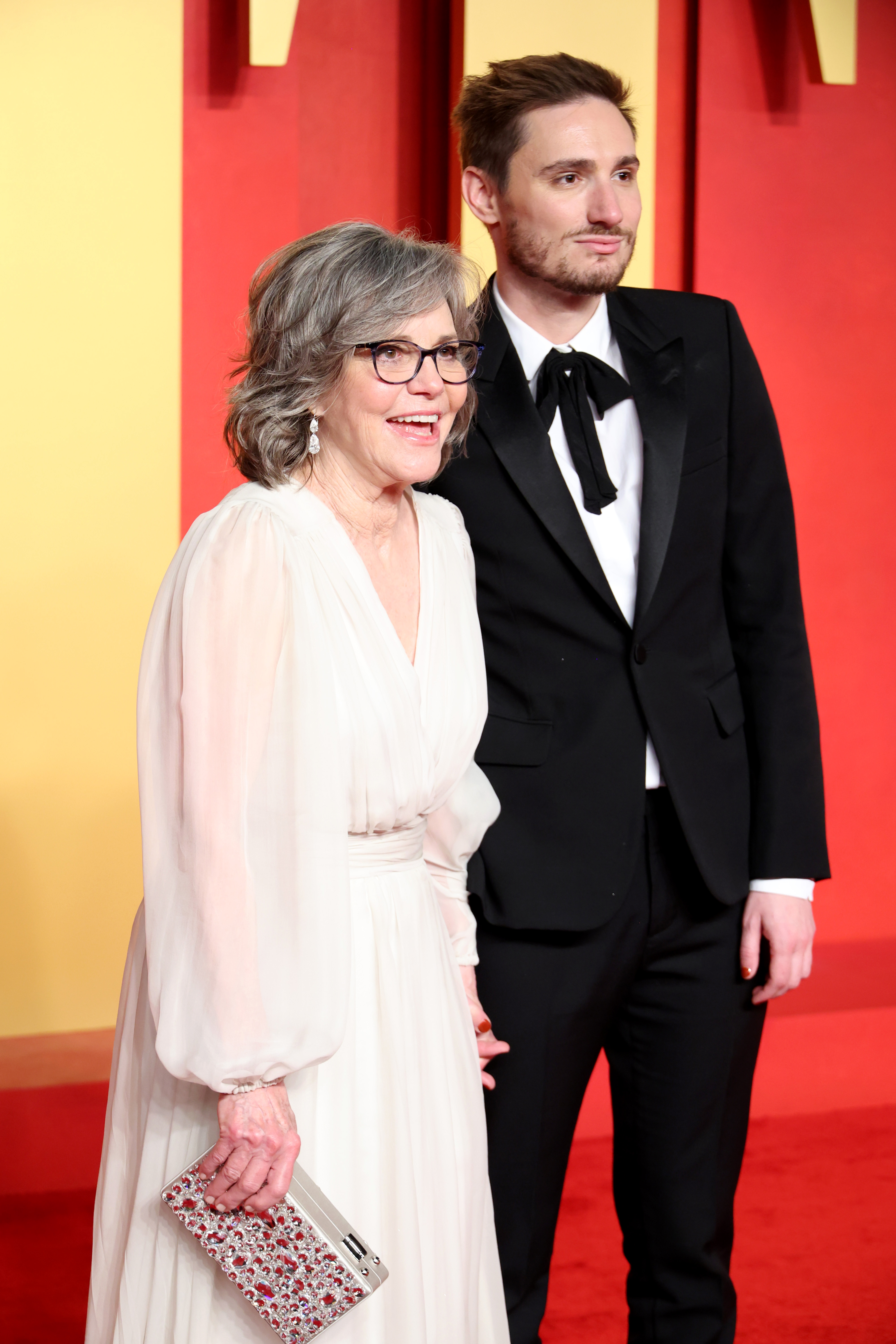 Sally Field and Samuel Greisman attend the 2024 Vanity Fair Oscar party at Wallis Annenberg Center for the Performing Arts in Beverly Hills, California on March 10, 2024 | Source: Getty Images