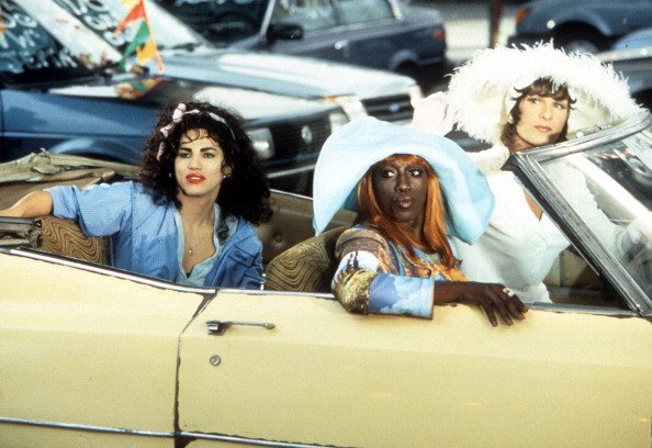 John Leguizamo, Wesley Snipes, and Patrick Swayze in a car in a scene from the film "To Wong Foo Thanks for Everything, Julie Newmar," in 1995. | Photo: Getty Images