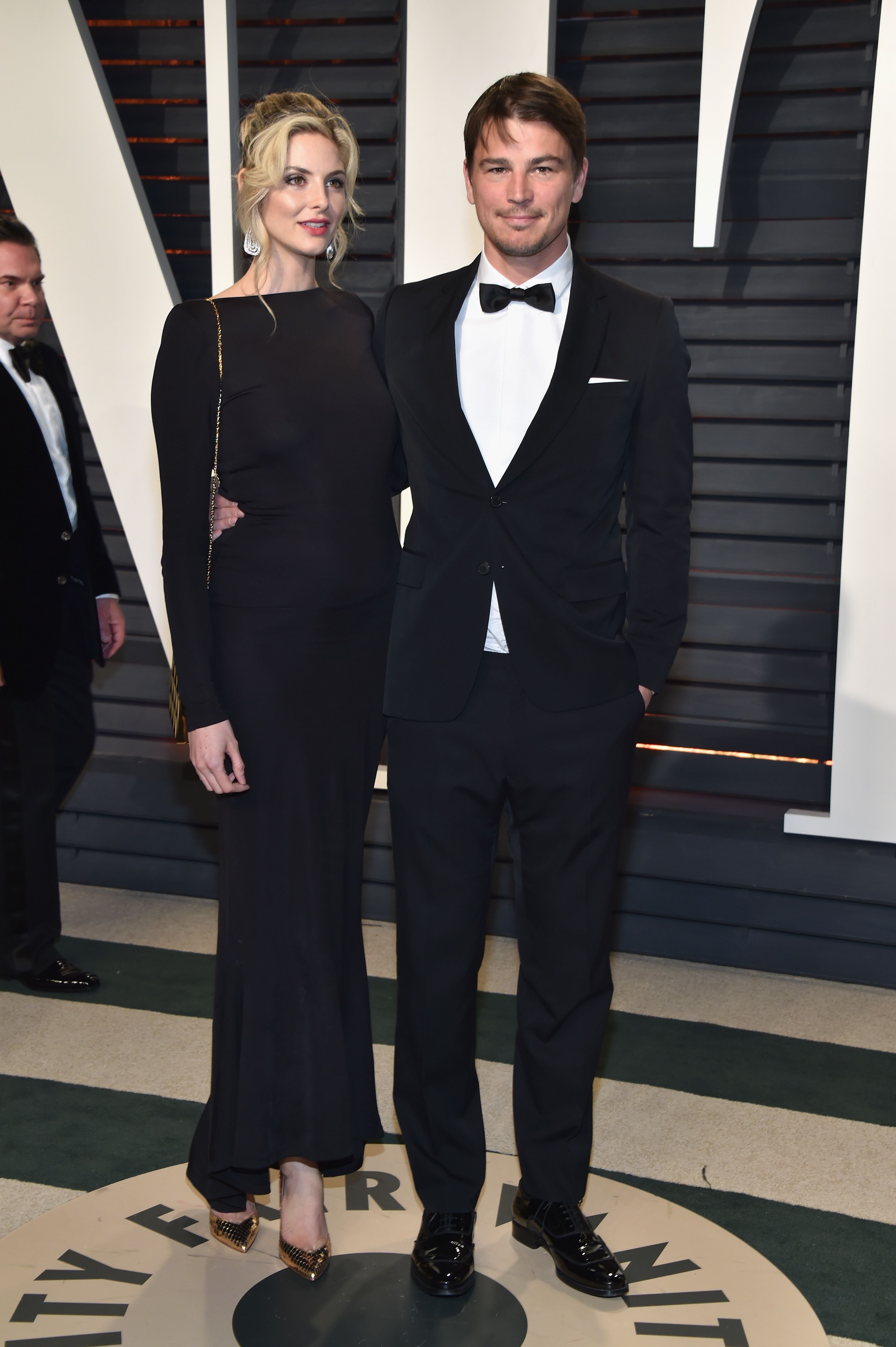 Tamsin Egerton and Josh Hartnett at the 2017 Vanity Fair Oscar Party in Beverly Hills, California | Source: Getty Images