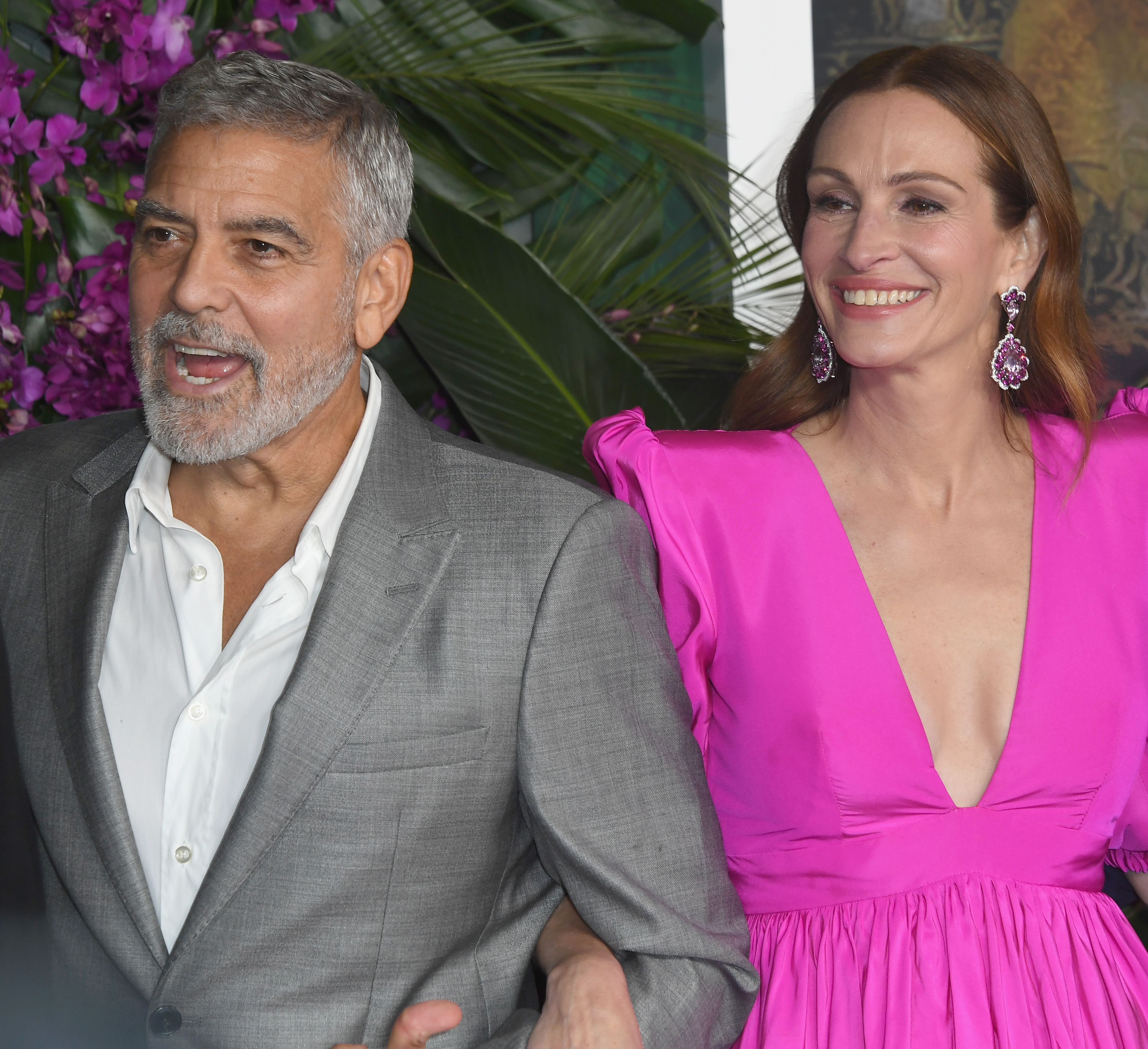 George Clooney and Julia Roberts at the "Ticket To Paradise" premiere at Regency Village Theatre on October 17, 2022, in Los Angeles, California | Source: Getty Images