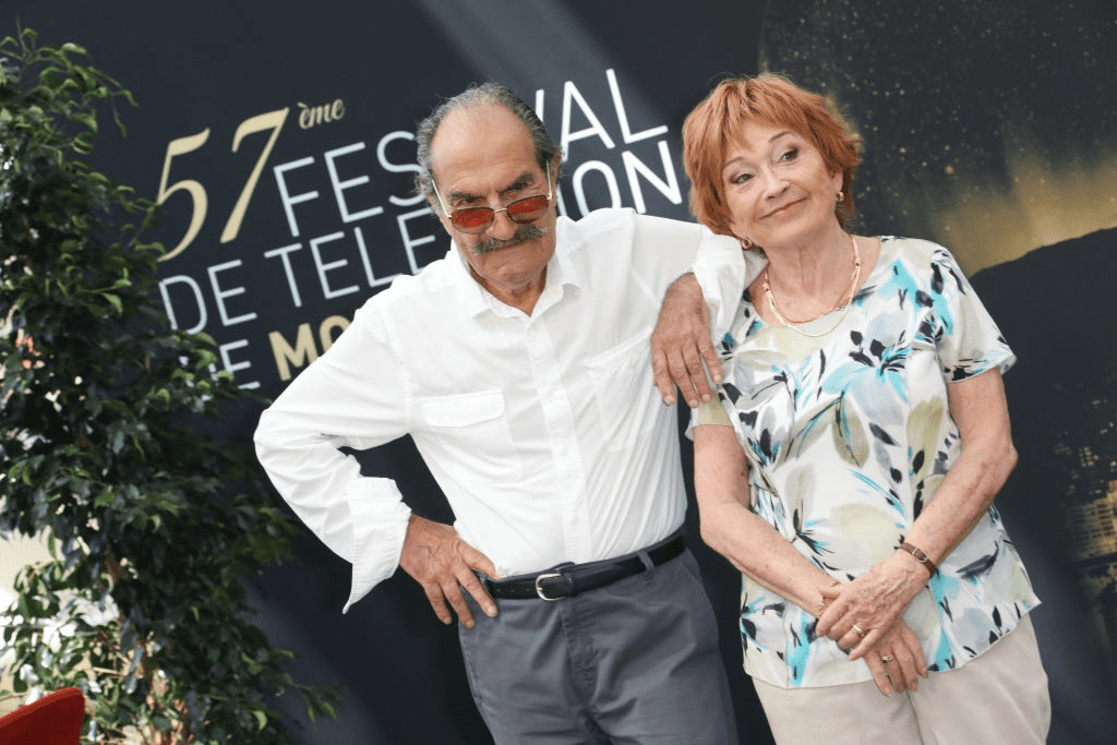 Gérard Hernandez et Marion Game participent au photocall pour "Scènes de Ménages" le 17 juin 2017 au Grimaldi Forum à Monte-Carlo, Monaco. | Photo : Getty Images
