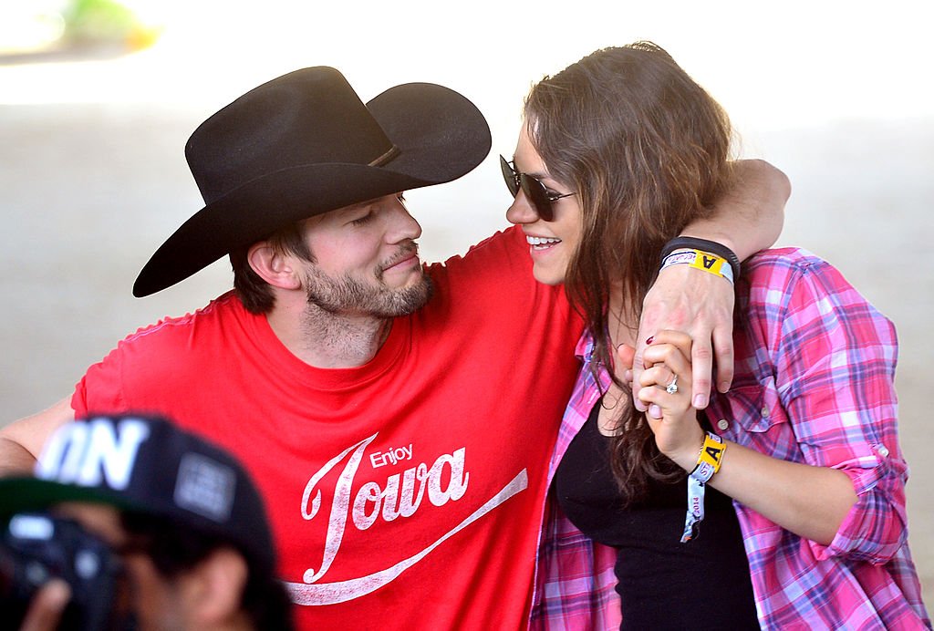 Ashton Kutcher and Mila Kunis attend day 1 of 2014 Stagecoach: California's Country Music Festival at the Empire Polo Club on April 25, 2014 in Indio, California | Photo: Getty Images