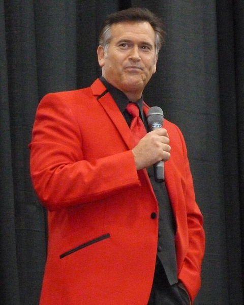  Bruce Campbell at the Detroit Fanfare 2011. | Source: Wikimedia Commons
