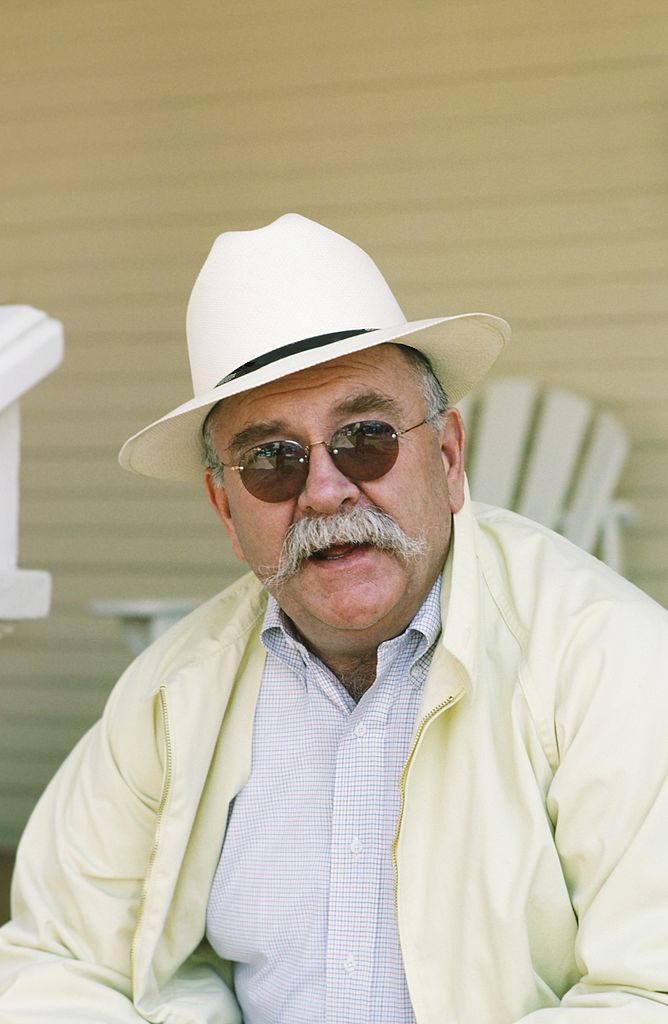Wilford Brimley in character as Gus Witherspoon in "Our House" in 1986 | Photo: Getty Images 