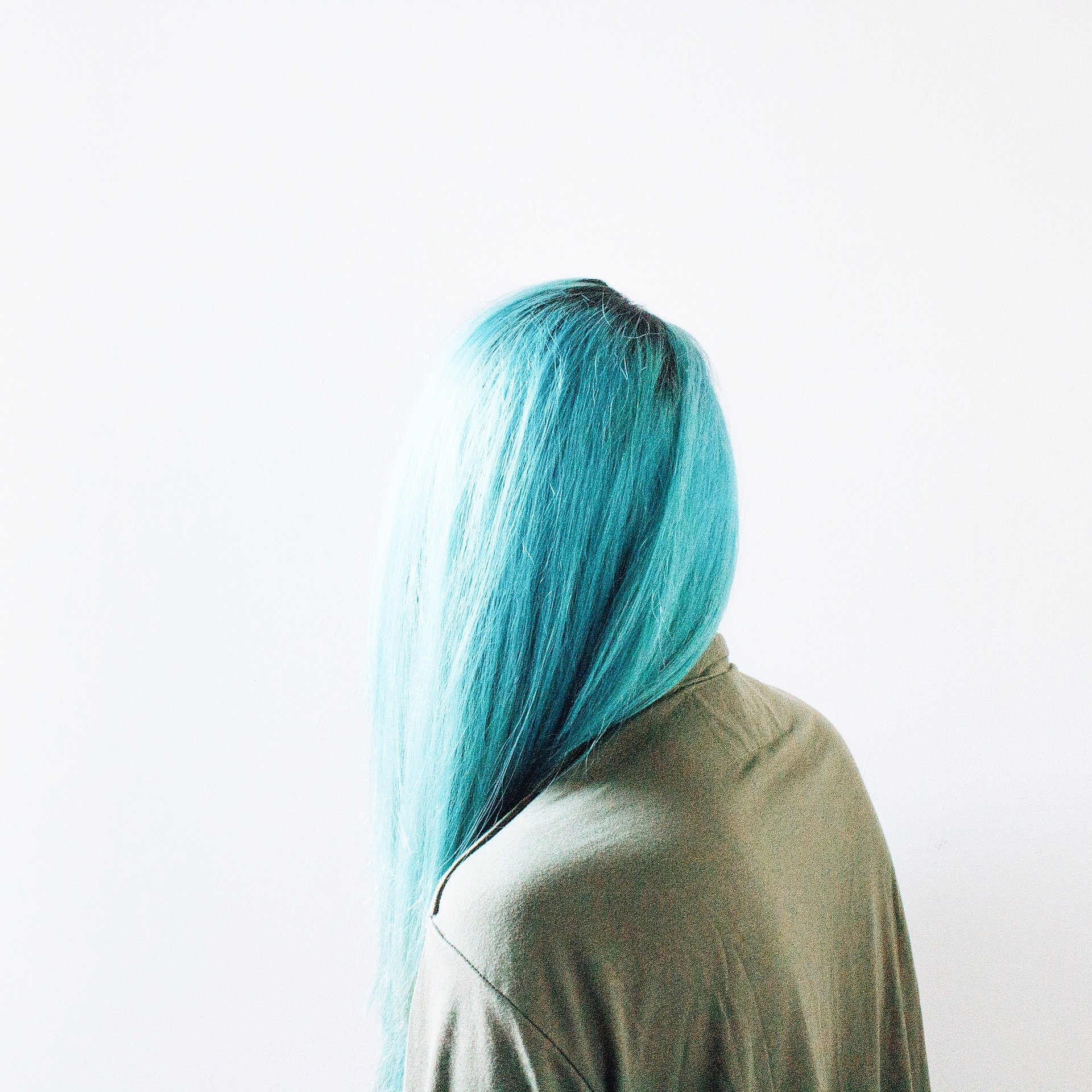 Une femme aux cheveux colorés. | Photo : Pixabay Une femme aux cheveux colorés. | Photo : Pixabay