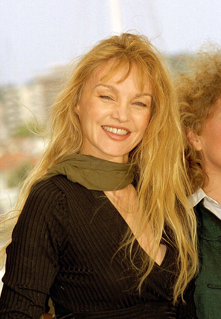 Photos Arielle Dombasle, "heureuse de ne pas avoir d'enfants", a