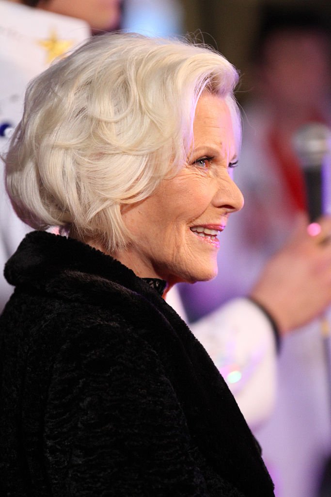 Honor Blackman seen on January 8, 2014 | Photo: Getty Images