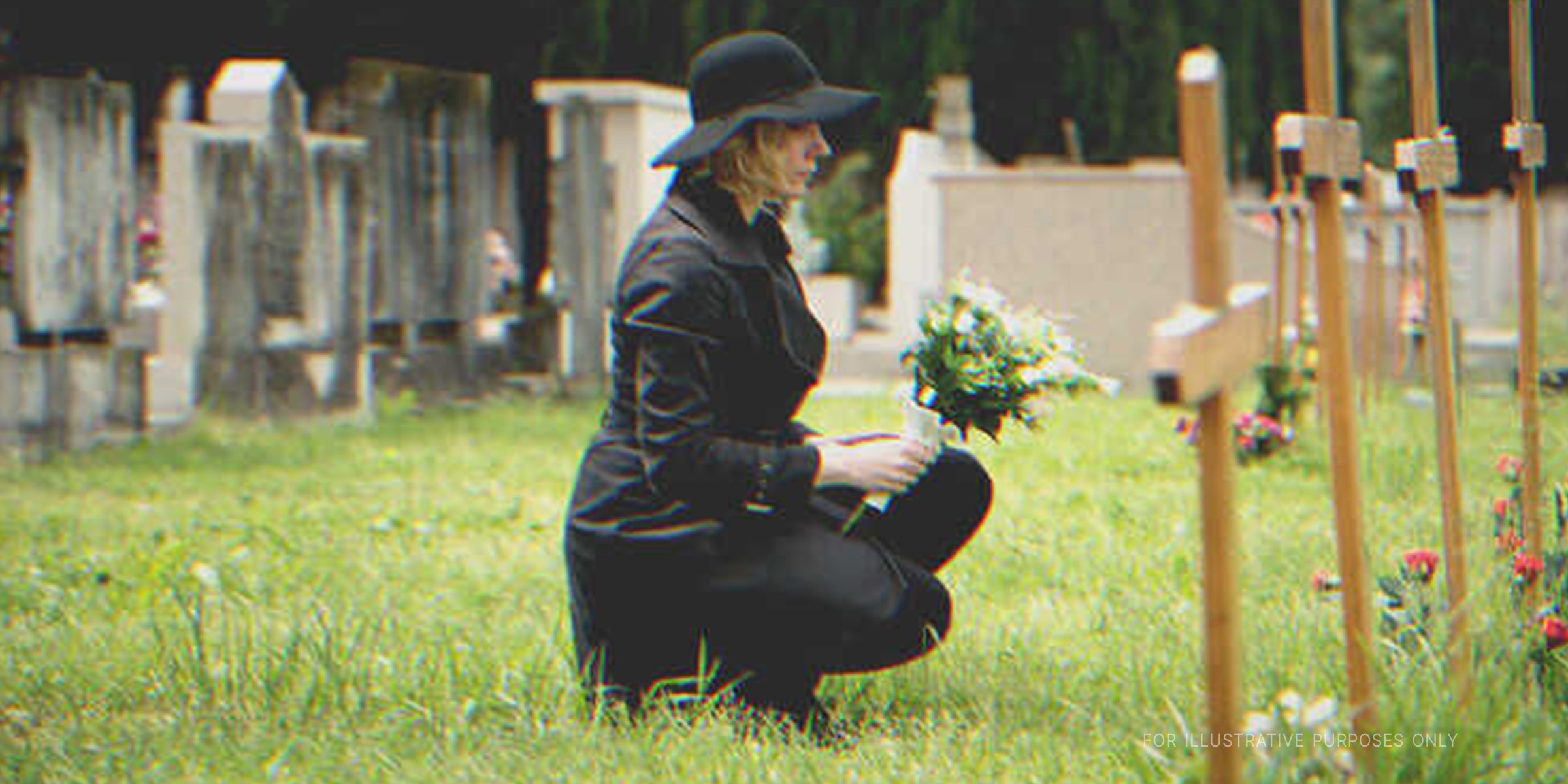 Mujer en cementerio | Foto: Shutterstock 