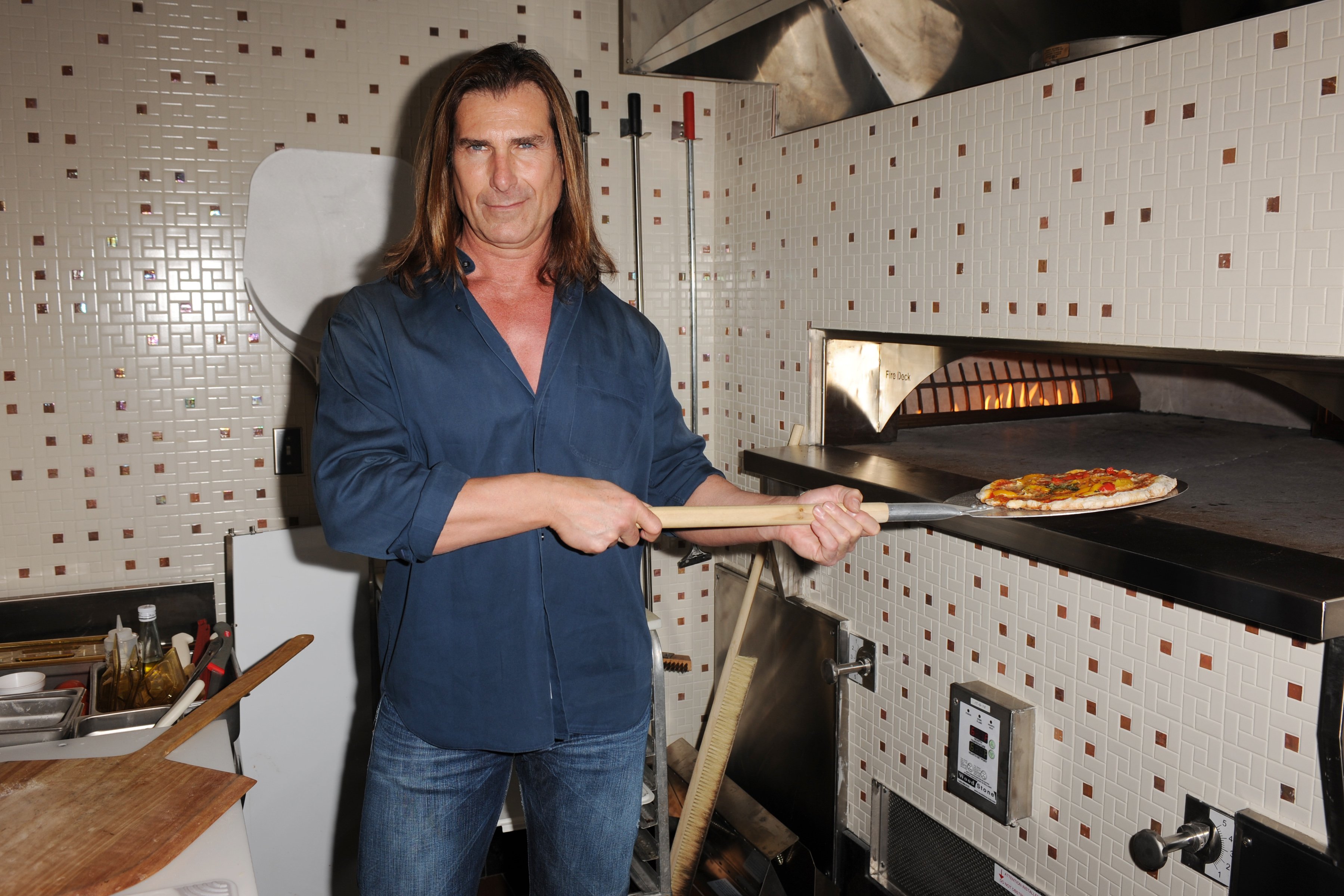 Fabio Lanzoni meets and greets fans at Sorrisi Italian Restaurant at Seminole Casino Coconut Creek on February 10, 2012, in Coconut Creek, Florida | Source: Getty Images