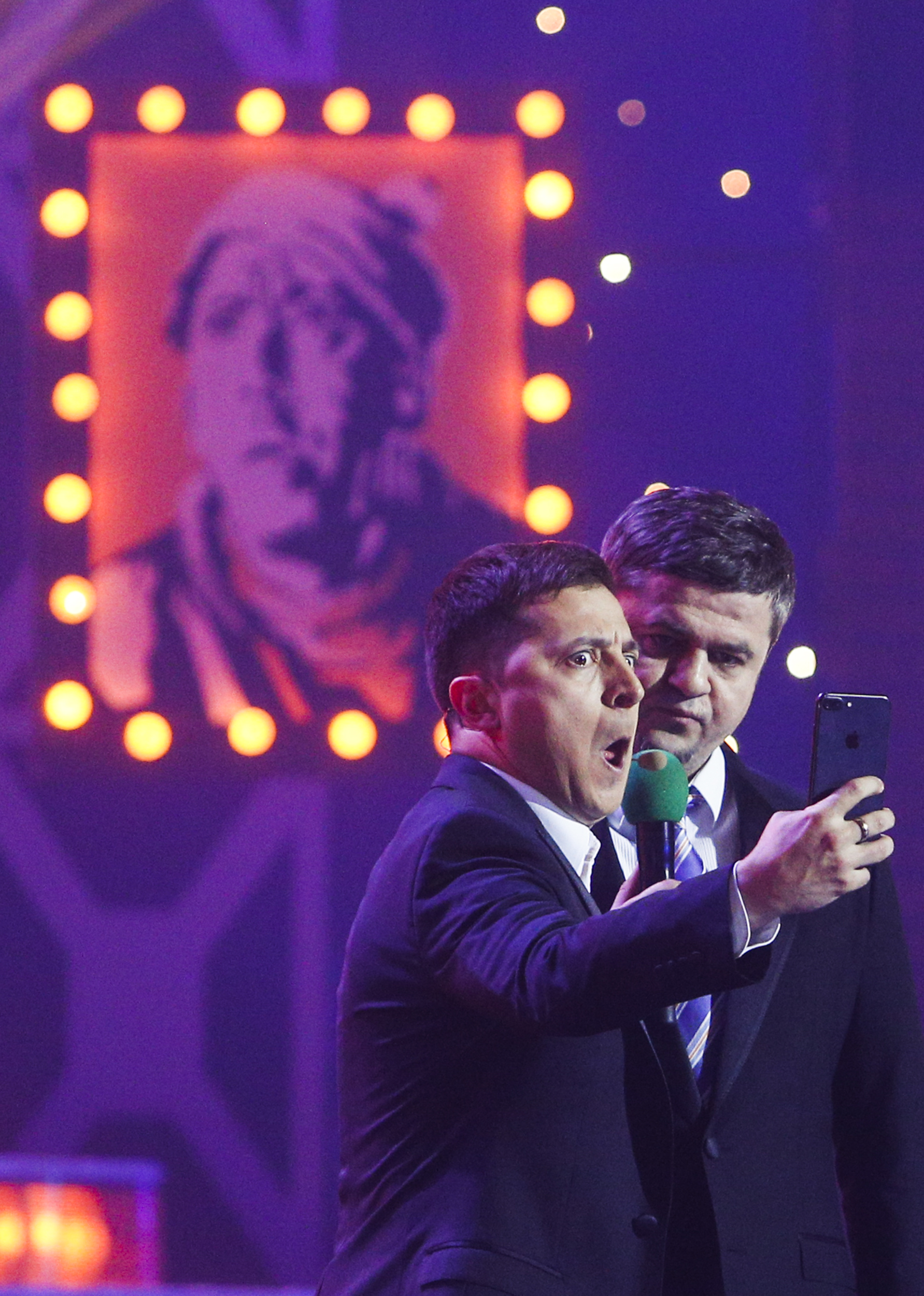 Volodymyr Zelenskyy acts on a stage during the recording of his &quot;Evening Quarter&quot; comedian concert in Kyiv, Ukraine on March 15, 2017 | Source: Getty Images