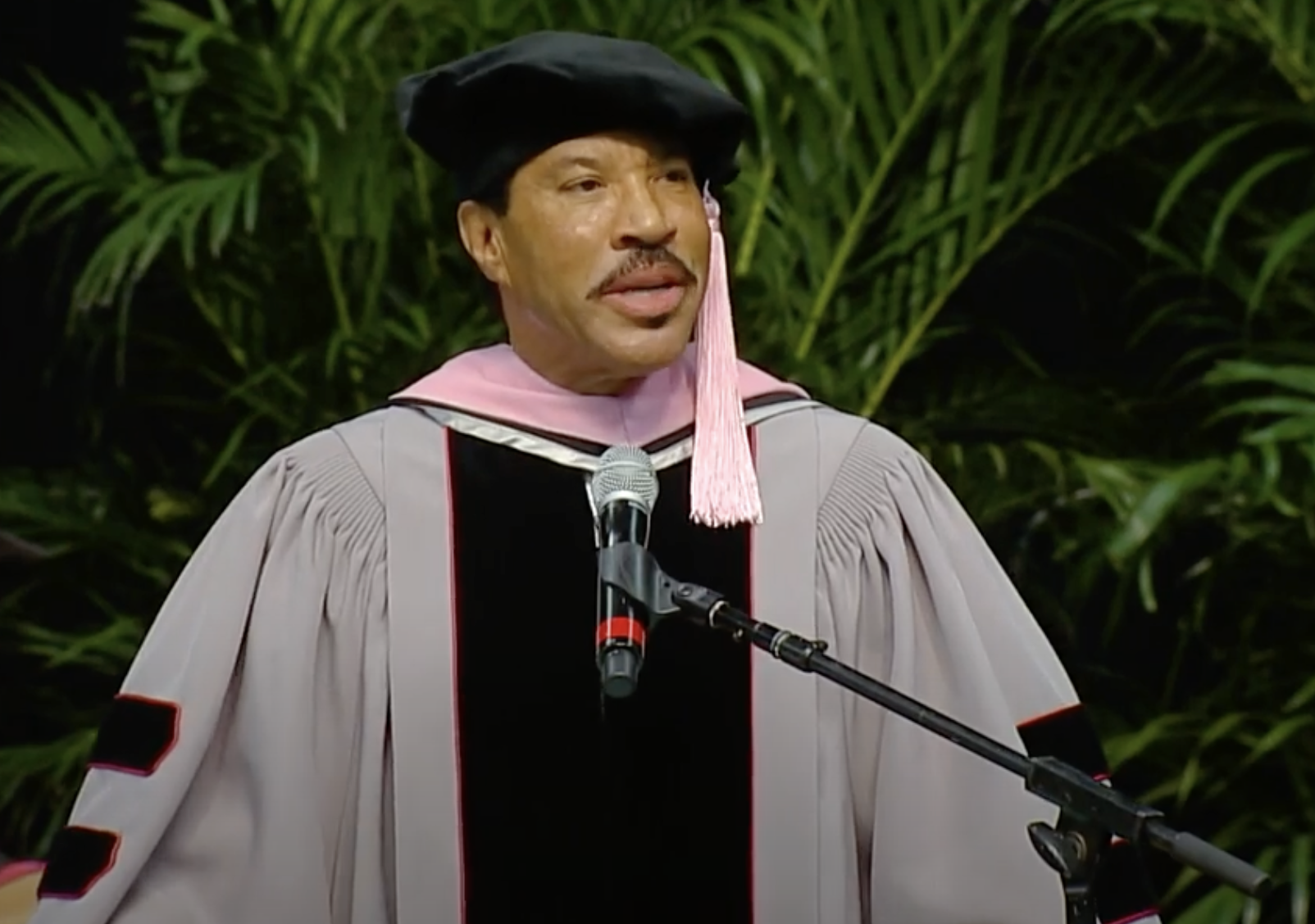 Lionel Richie addresses the class of 2017 at Berklee's graduation, from a YouTube video dated, June 2, 2017. | Source: Youtube/@Berklee