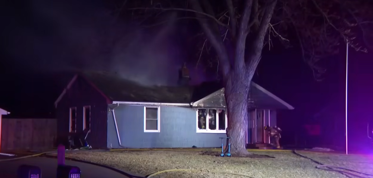 Firefighters respond to a residential house fire in White Bear Lake, Minnesota | Source: Youtube/fox9