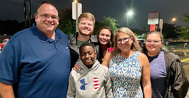 Une photo de Ronnie O'Neal avec sa nouvelle famille | Photo : twitter.com/WKBN