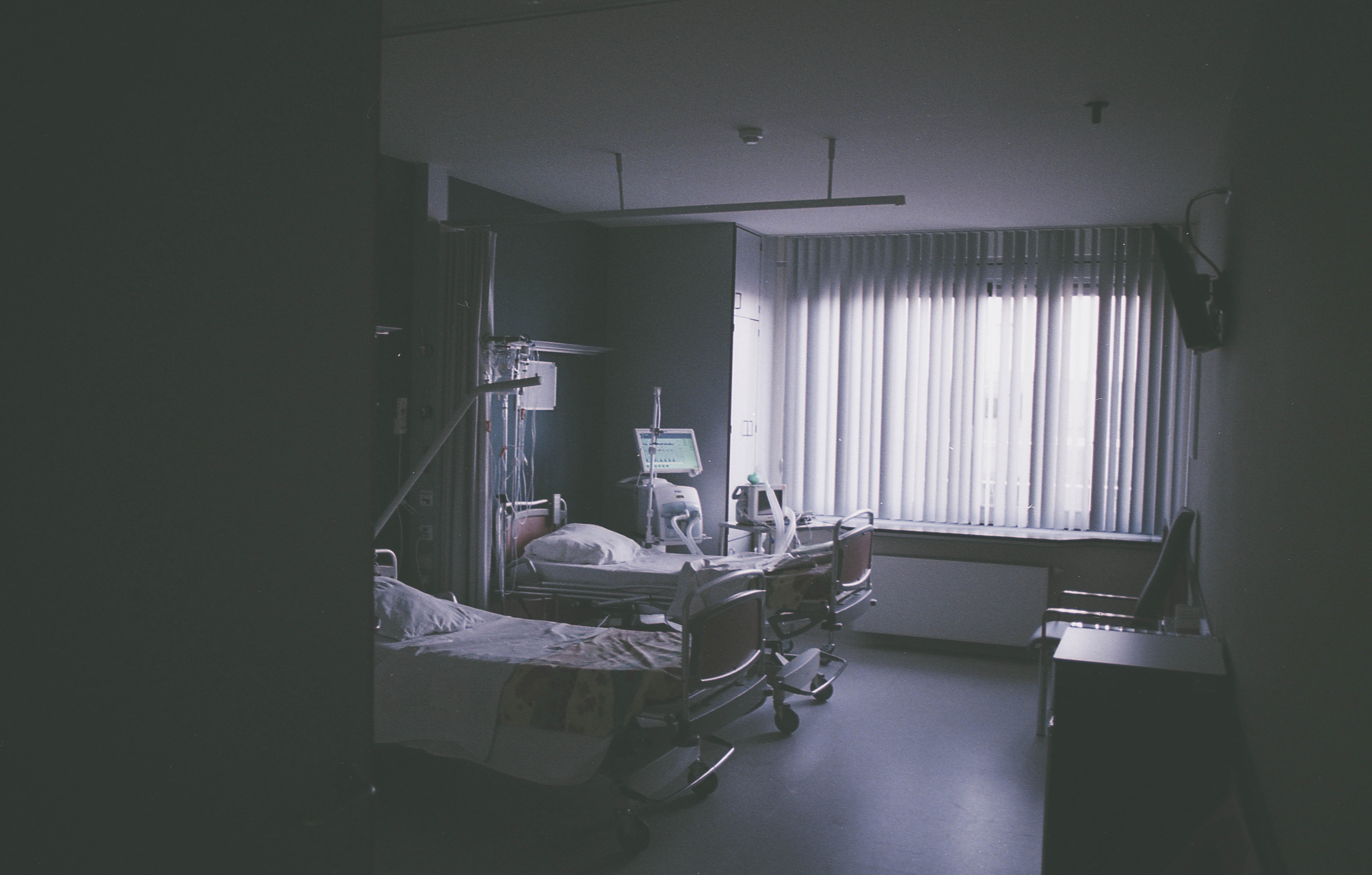 Hospital beds. | Source: Pixabay