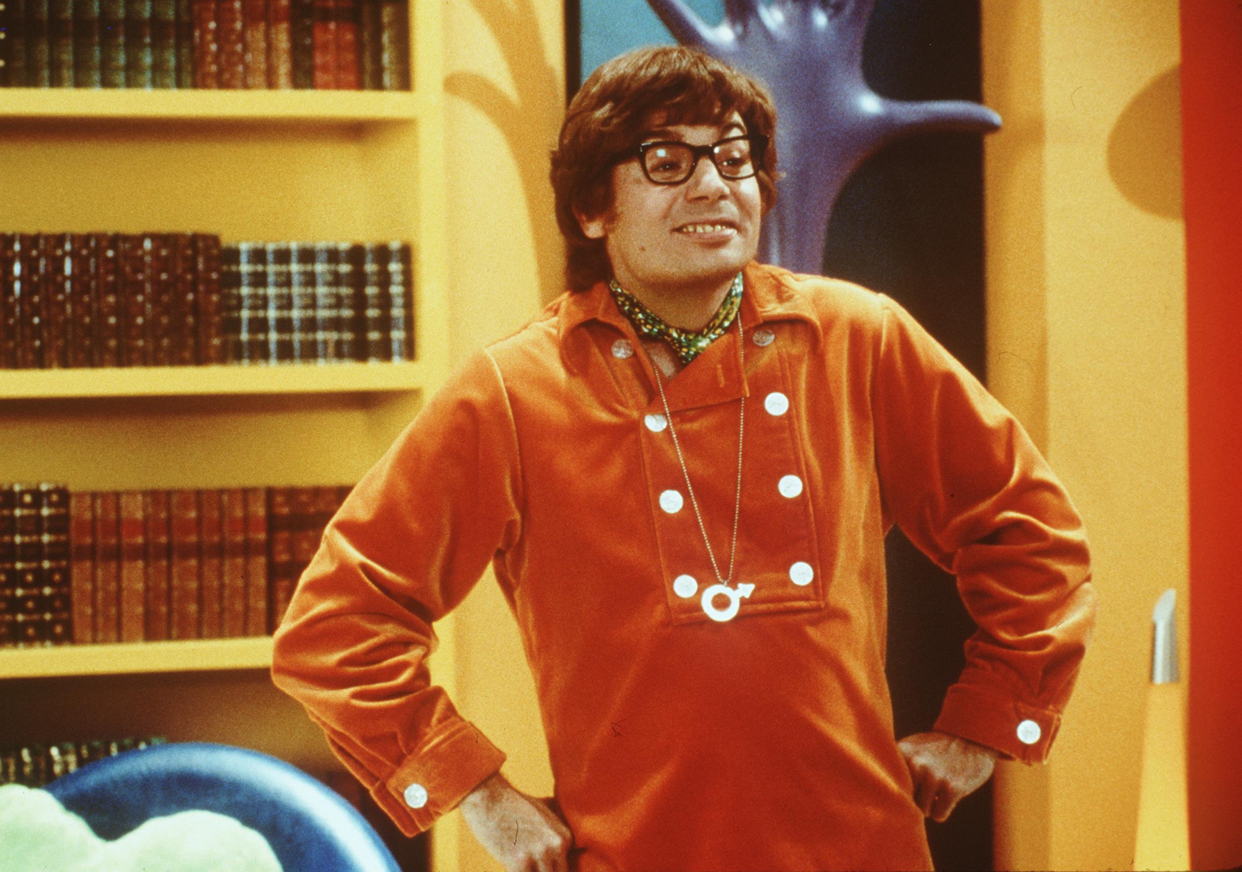 Mike Myers in "Austin Powers: The Spy Who Shagged Me" in 1999 | Source: Getty Images