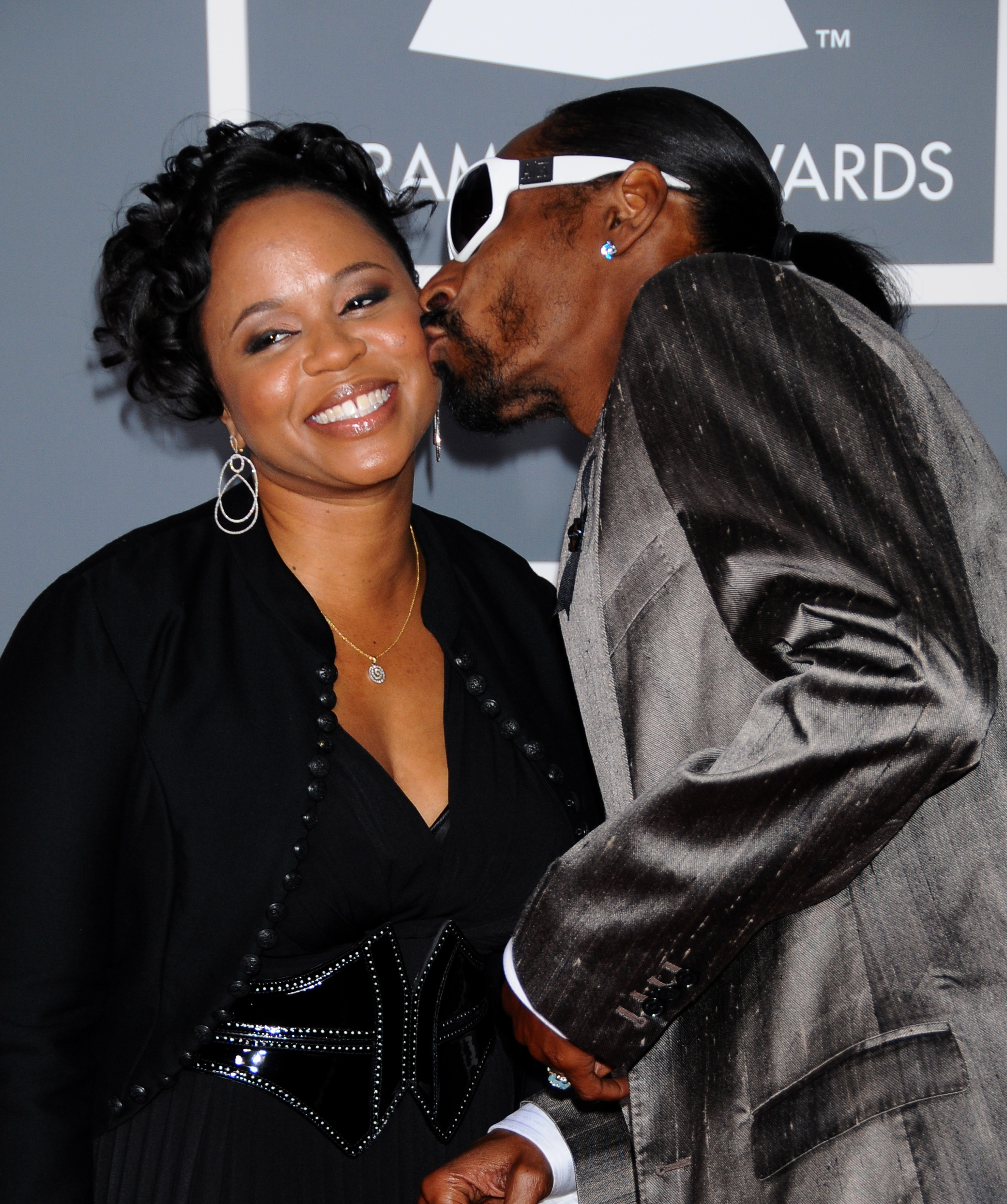 Shante Broadus and Snoop Dogg attend the 51st Annual GRAMMY Awards on February 8, 2009 | Source: Getty Images