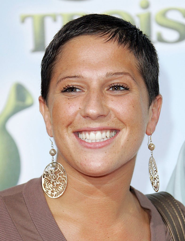 Diam's lors de la première de Shrek the Third - Paris au Paramount Opera Theater à Paris. France. | Photo : Getty Images Diam's lors de la première de Shrek the Third - Paris au Paramount Opera Theater à Paris. France. | Photo : Getty Images