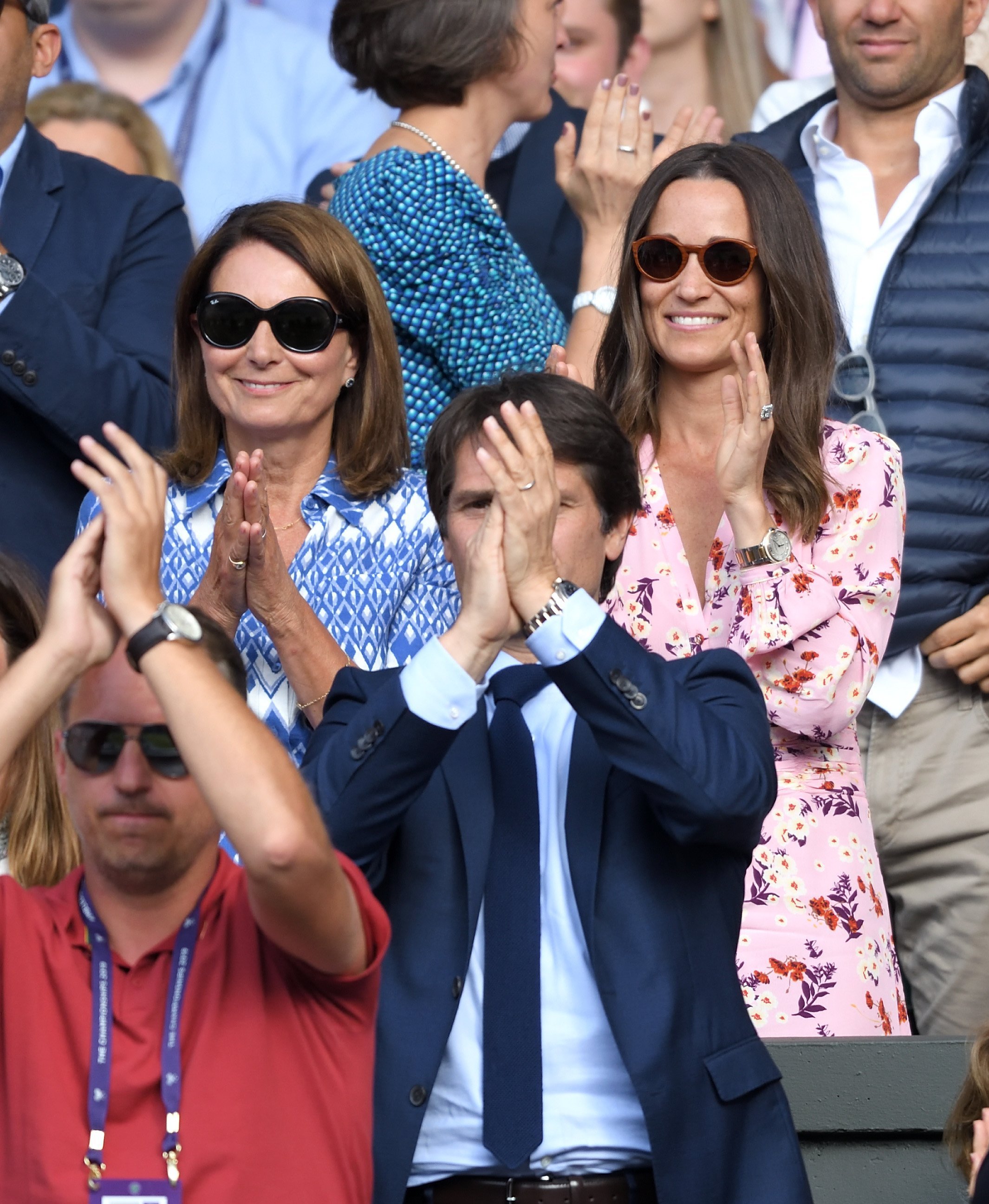 Carole Middleton et Pippa Middleton assistent à la treizième journée des Championnats de tennis de Wimbledon | Source : Getty Images