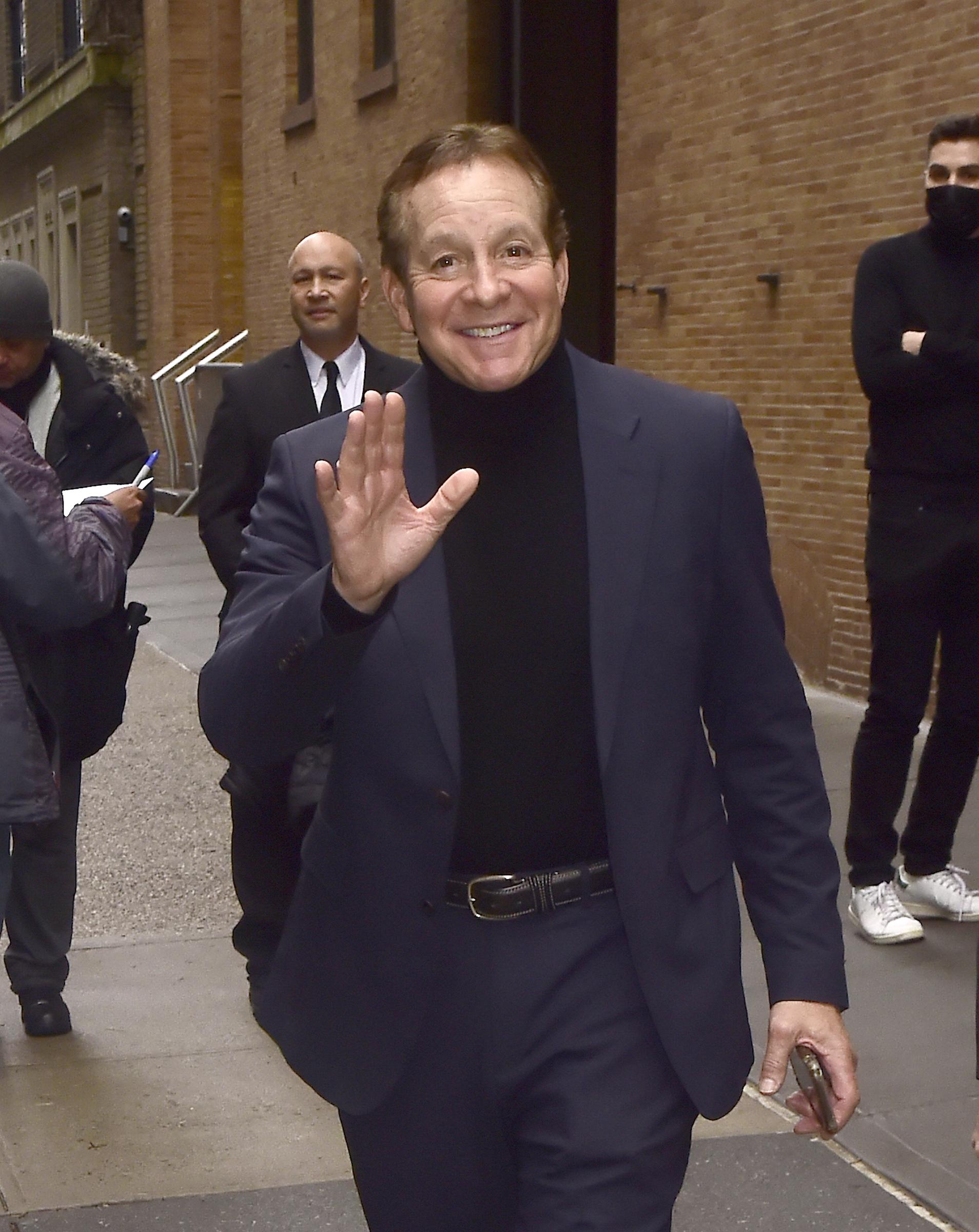 Steve Guttenberg spotted in New York City on January 12, 2023 | Source: Getty Images