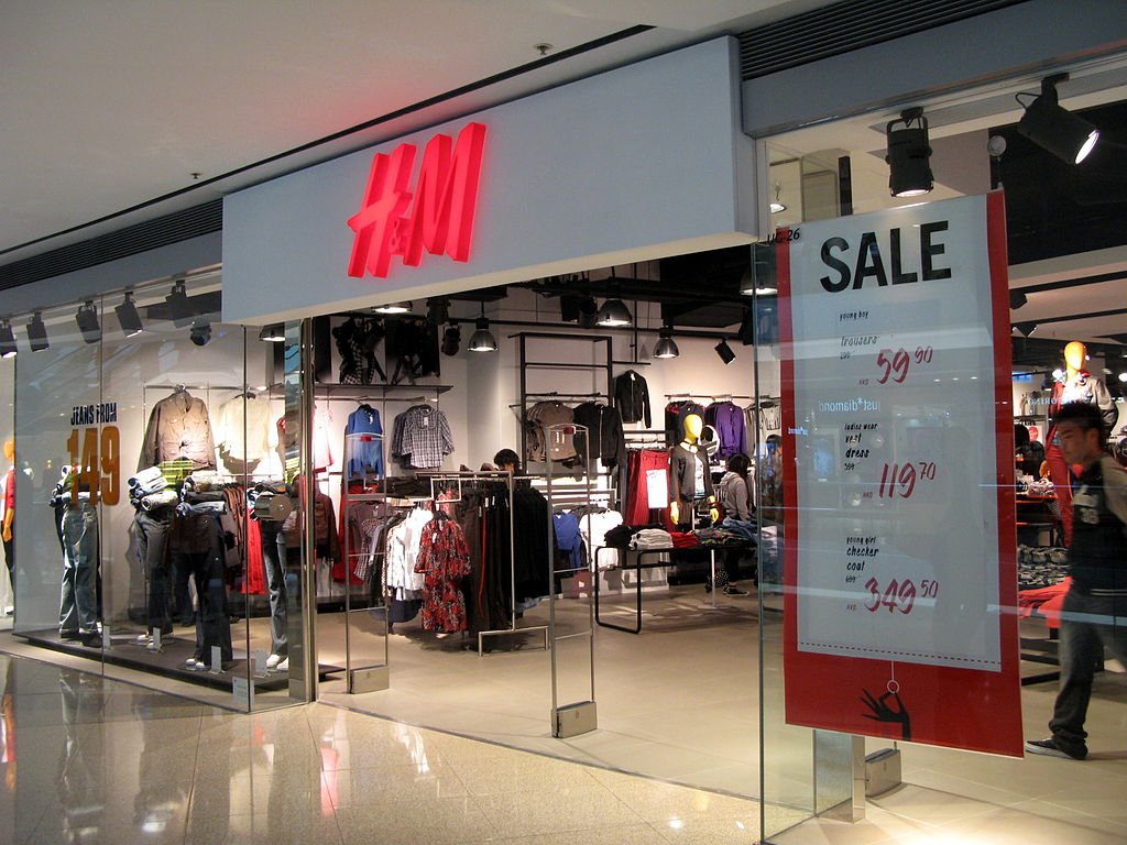 H&M Store in Festival Walk, Hong Kong on February 11, 2008 | Photo: Wikipedia/WiNG/H&M Festival Walk Store/CC BY 3.0