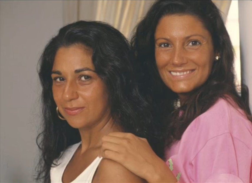 Carmina Ordóñez con su gran amiga Lolita Flores. | Foto: YouTube/EscarlataOhara Carmina Ordóñez con su gran amiga Lolita Flores. | Foto: YouTube/EscarlataOhara