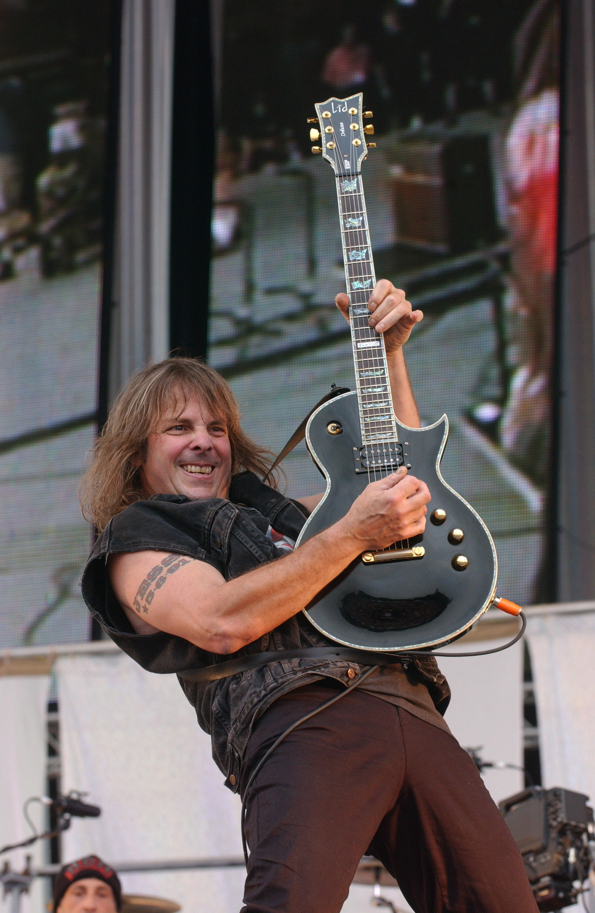 The musician at the Little Steven's Underground Garage Festival, presented by Dunkin' Donuts, on August 14, 2004, at Randall's Island in New York. | Source: Getty Images
