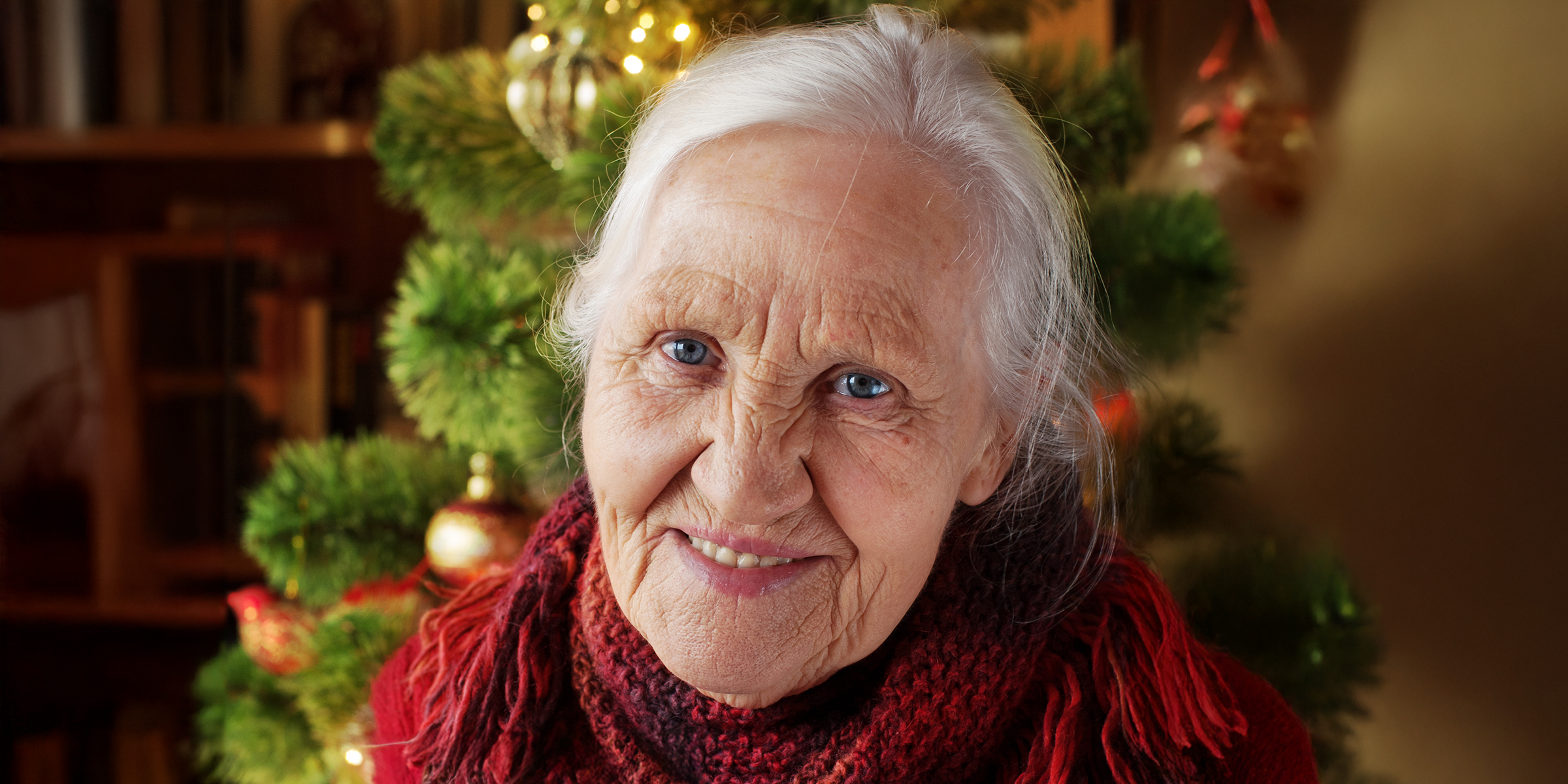 An older woman | Source: Shutterstock